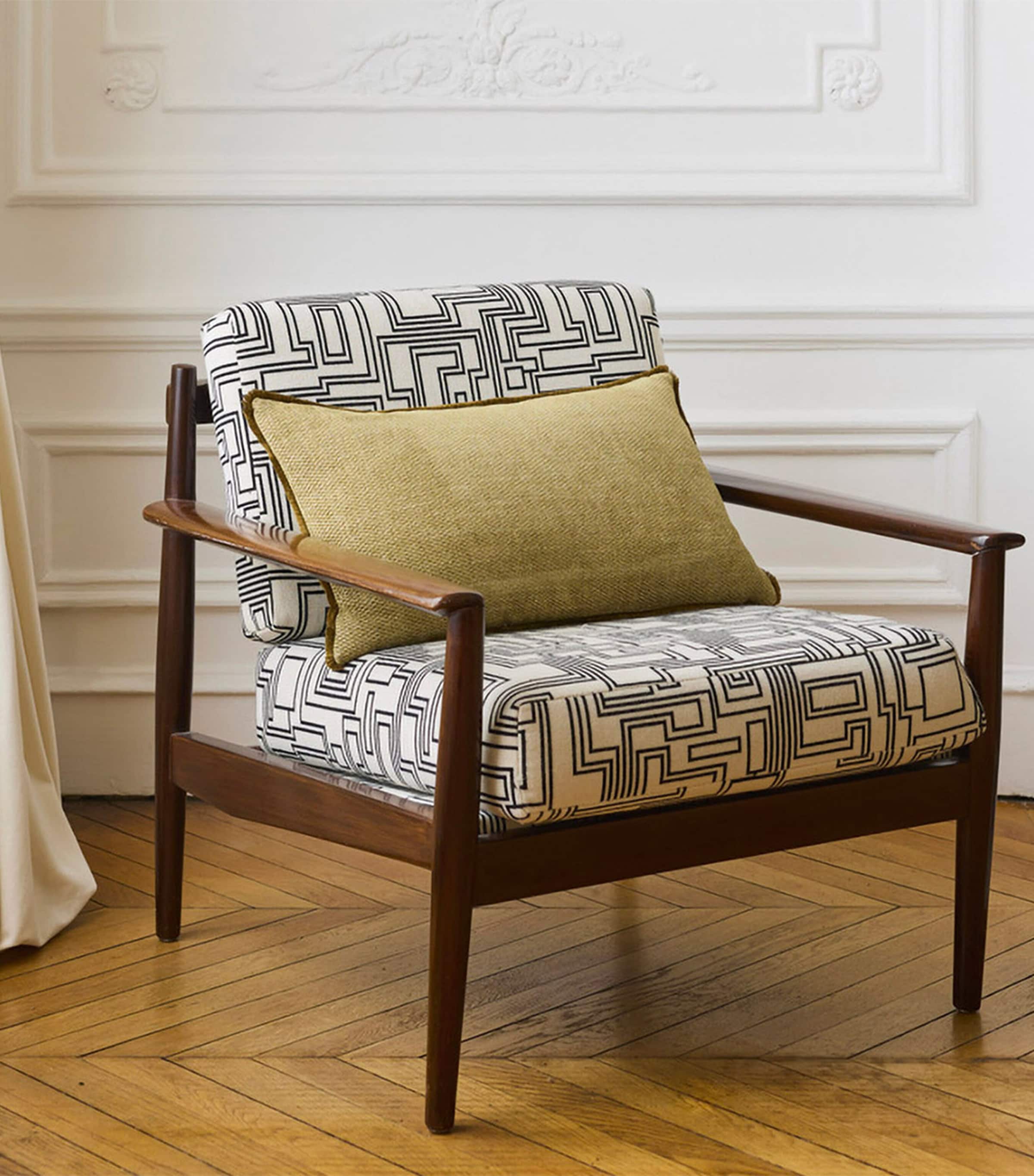 Yves Delorme Aura Cushion Cover (33cm x 57cm) Kaki Image 2