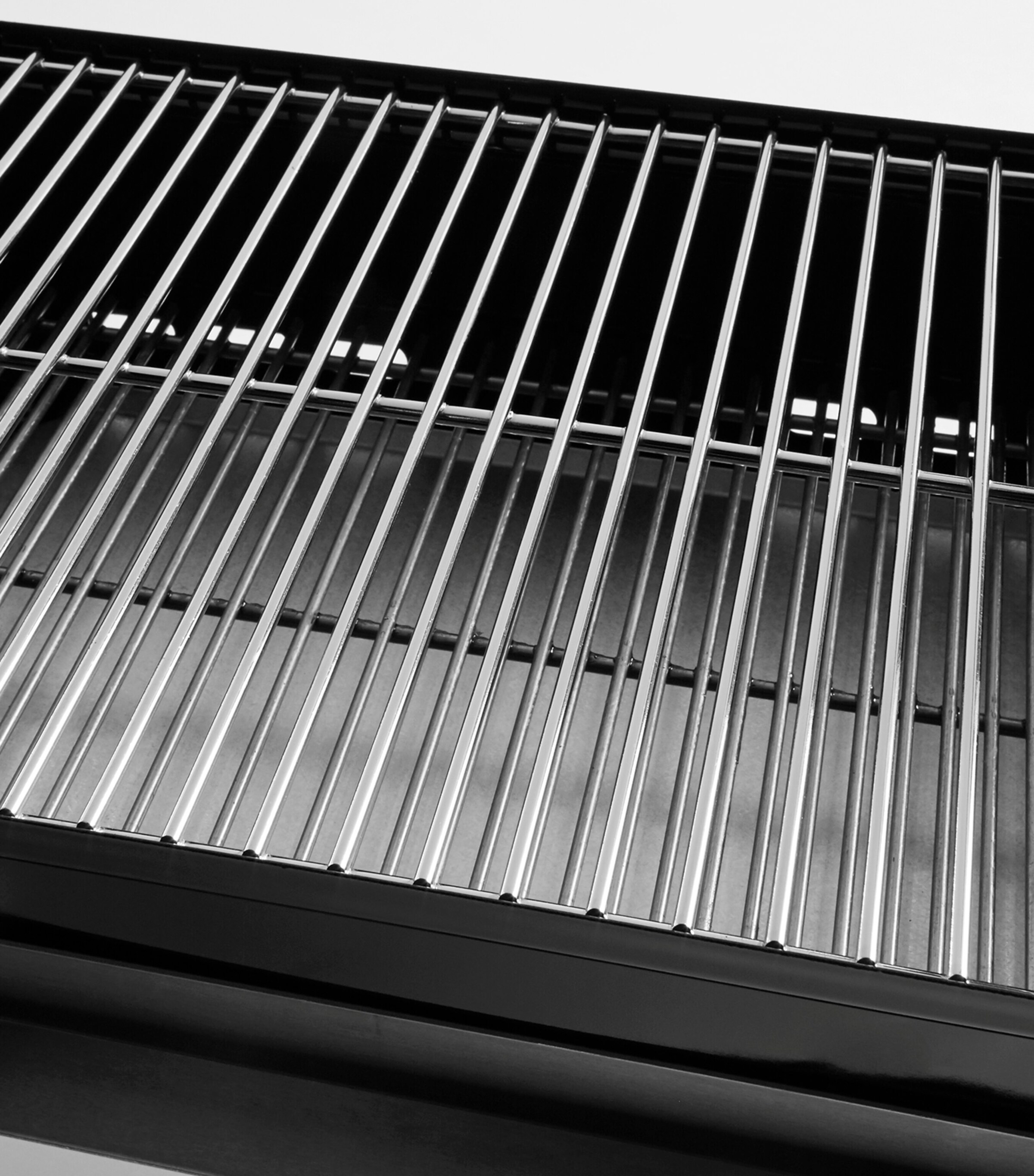 Weber Go-Anywhere Charcoal BBQ Black Image 3