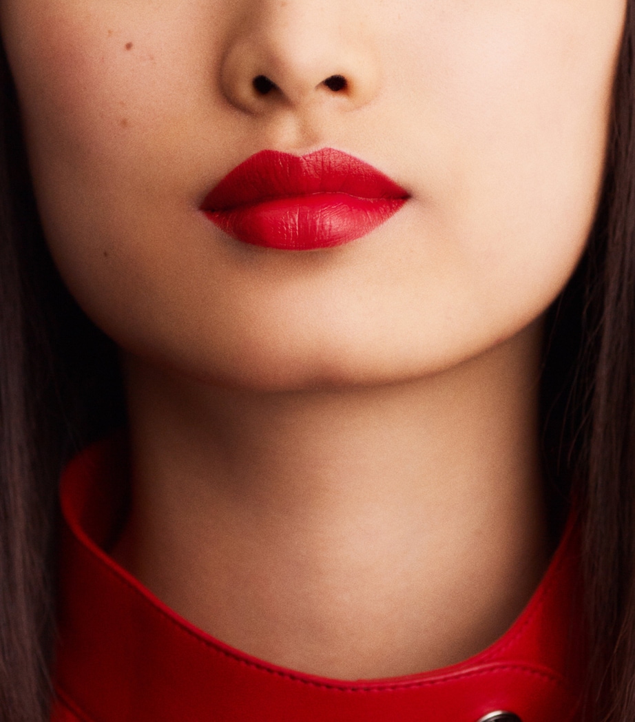 Rouge Hermès Satin Lipstick - 64 Rouge Casaque 64 ROUGE CASAQUE Image 6