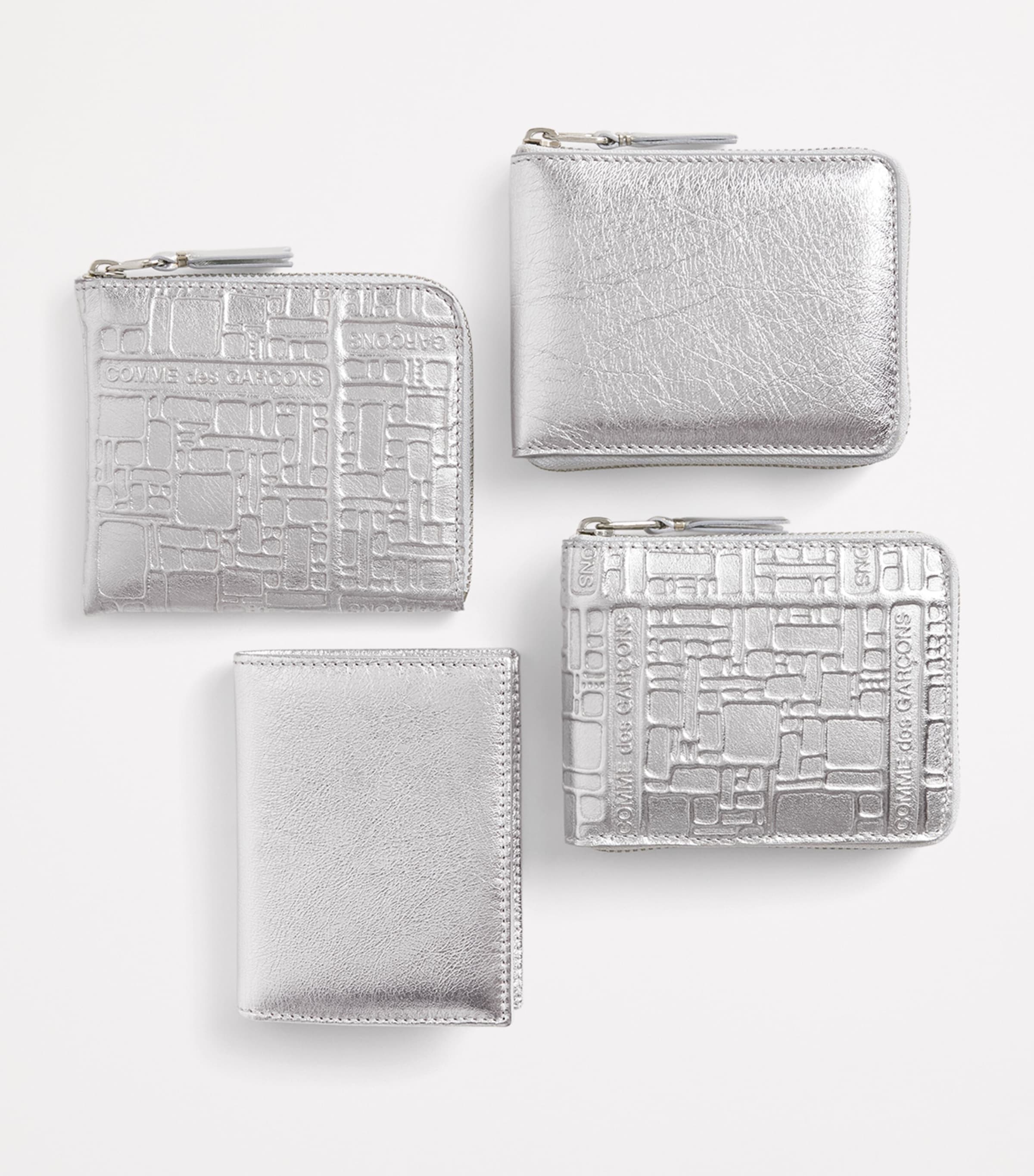 Leather Embossed Logo Zipped Wallet SILVER Image 3