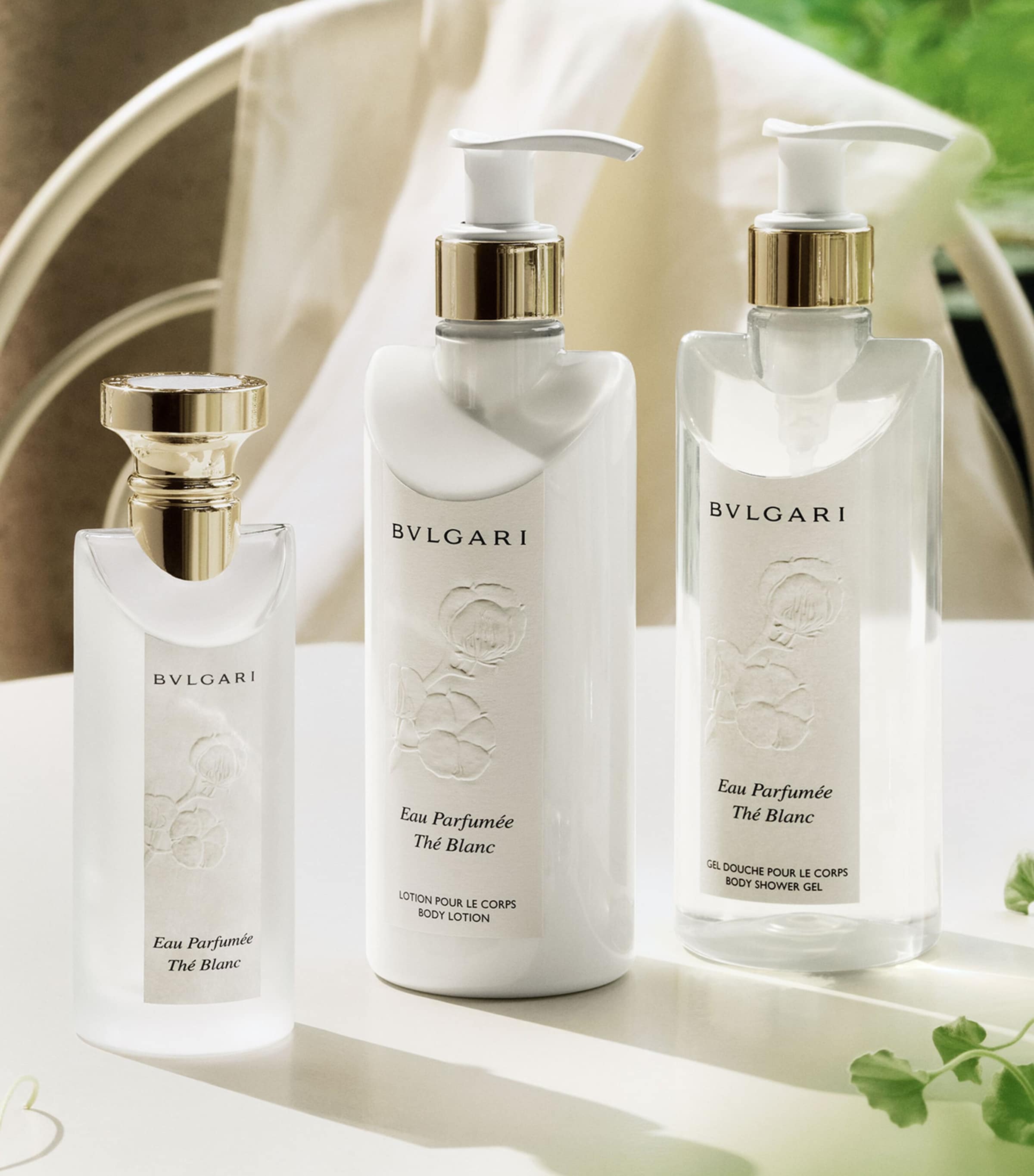 Bvlgari Eau Parfumée Thé Blanc Body Shower Gel (300ml) Image 2