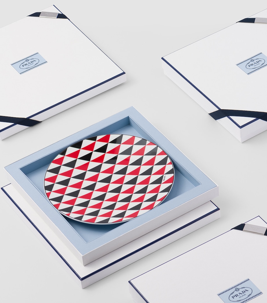 Triangles Charger Plate (28cm) F03FK Image 4