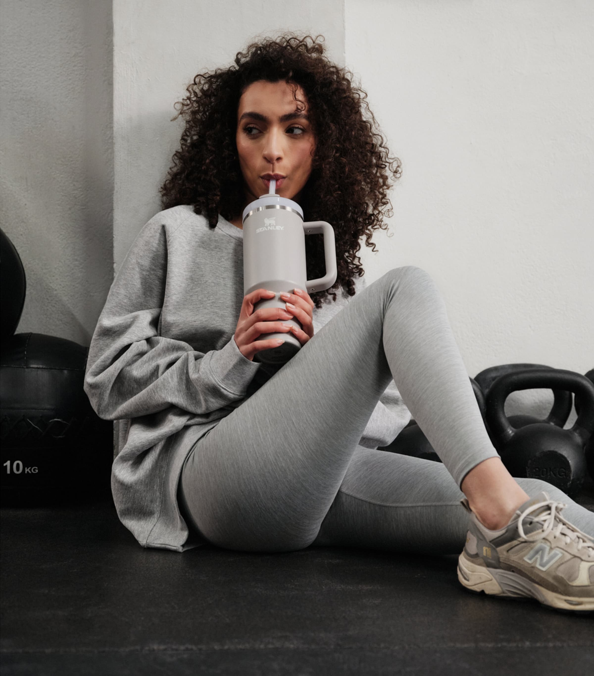 Quencher H2.0 Flowstate Tumbler (1.18L) ASH Image 2