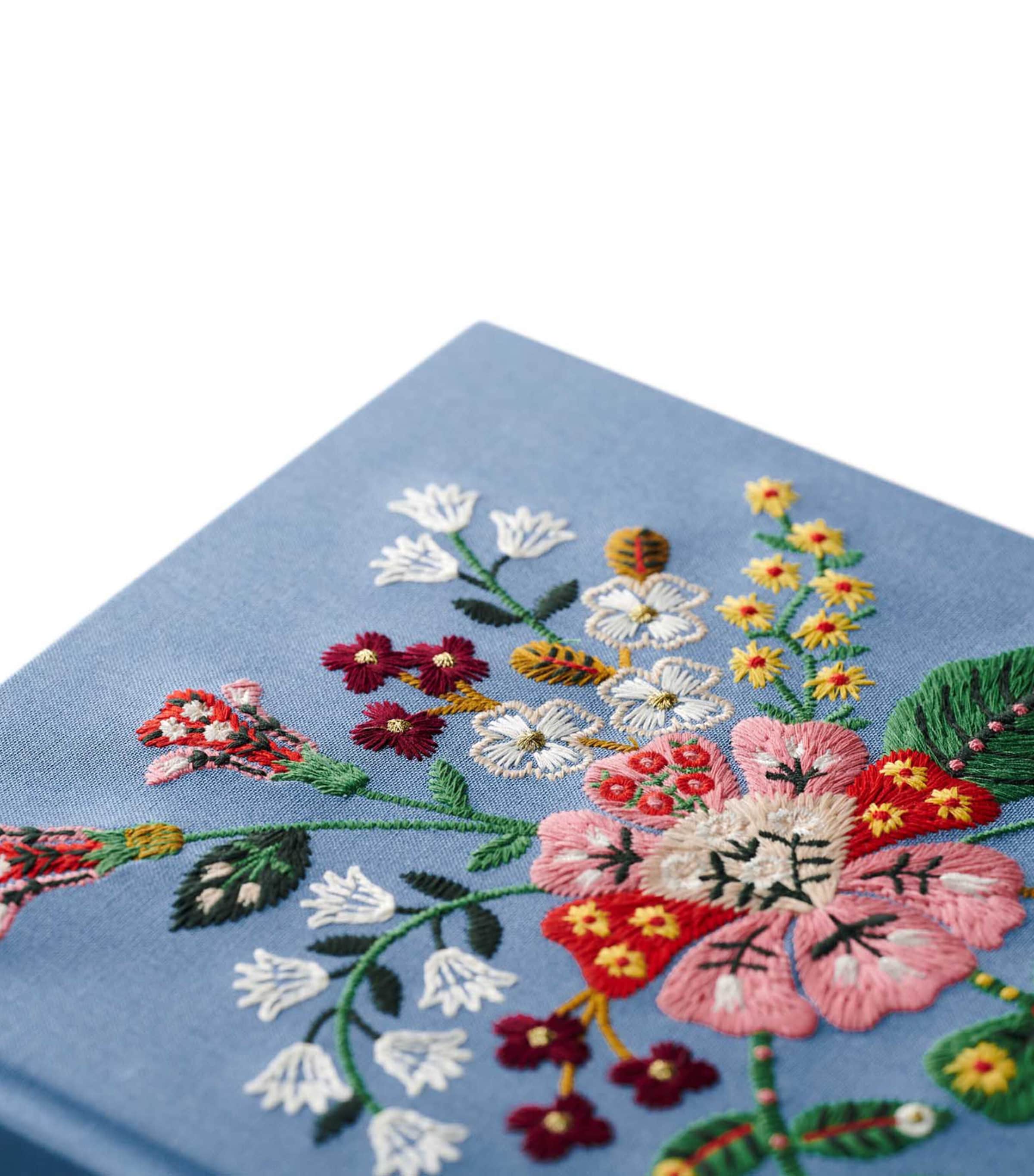 Embroidered Gracie Sketch Book MULTI Image 4