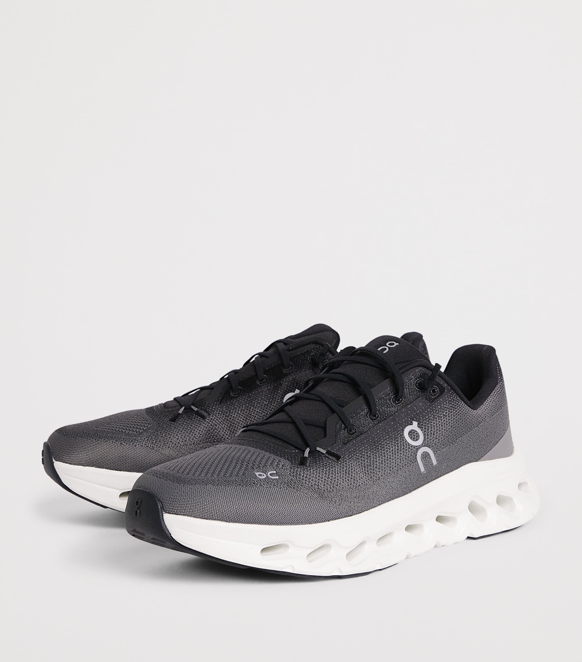 Cloudtilt Trainers BLACK | ASPHALT Image 2