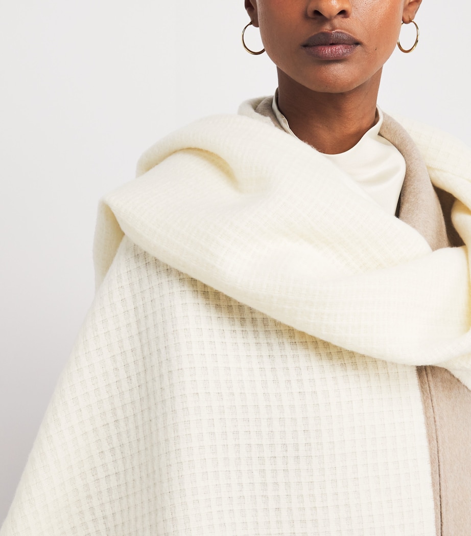 Wool Flora Waffle Scarf MARBLE Image 3