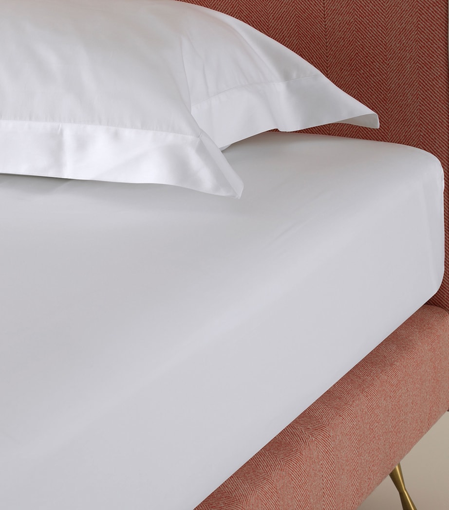 Cotton Sateen The Dream King Fitted Sheet (150cm x 200cm) WHITE Image 2