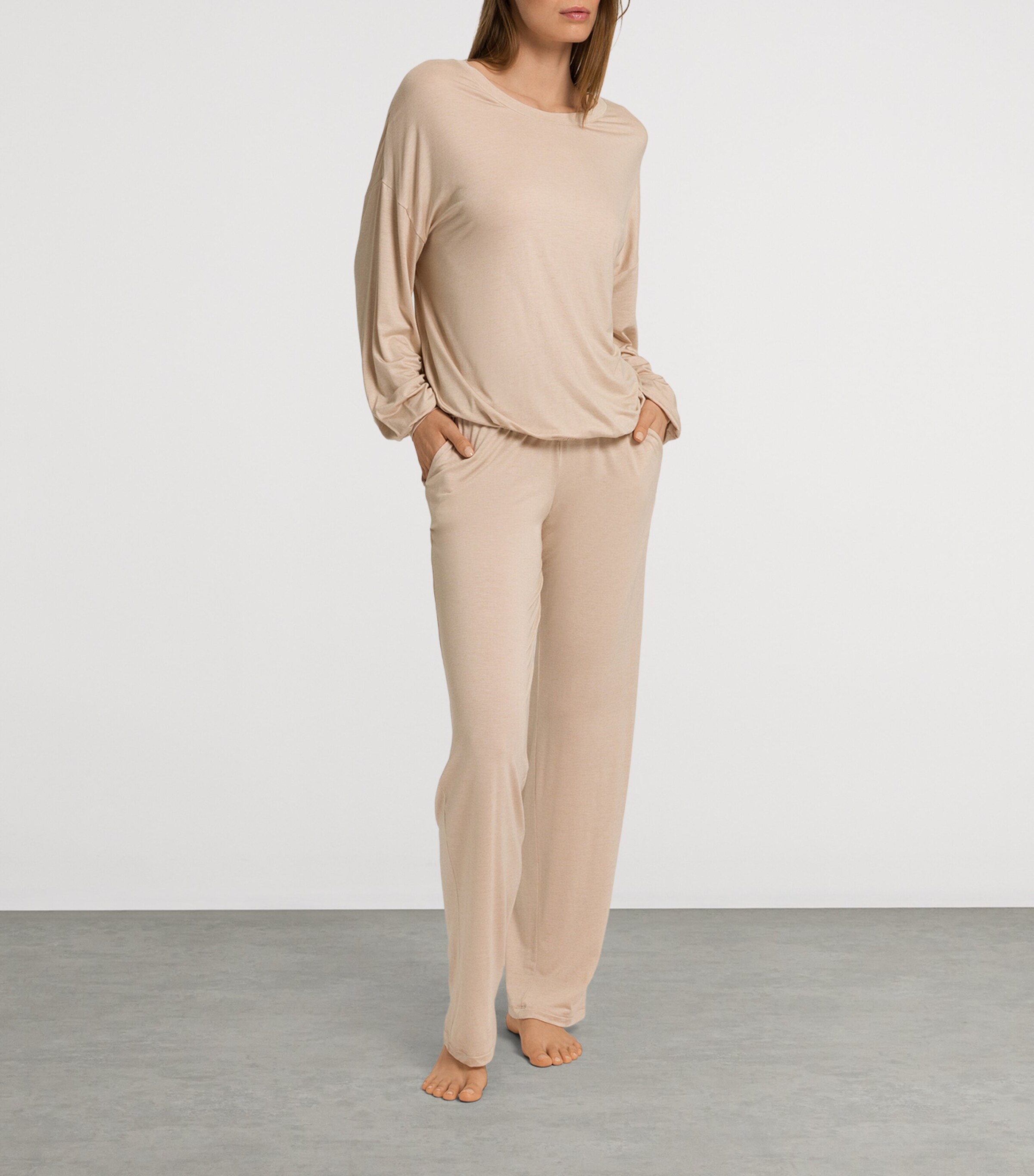 Hanro Long-Sleeve Natural Wear Top | Women Clothing | Loungewear | Lounge Bottoms | Women New In | Womens Clothing | Designers | Hanro | Nightwear Hanro Long-Sleeve Natural Wear Top | Women Clothing | Loungewear | Lounge Bottoms | Women New In | Womens Clothing | Designers | Hanro | Nightwear