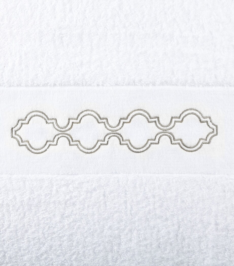 Chanti Bath Sheet (105cm x 180cm) 109 SILVER Image 2