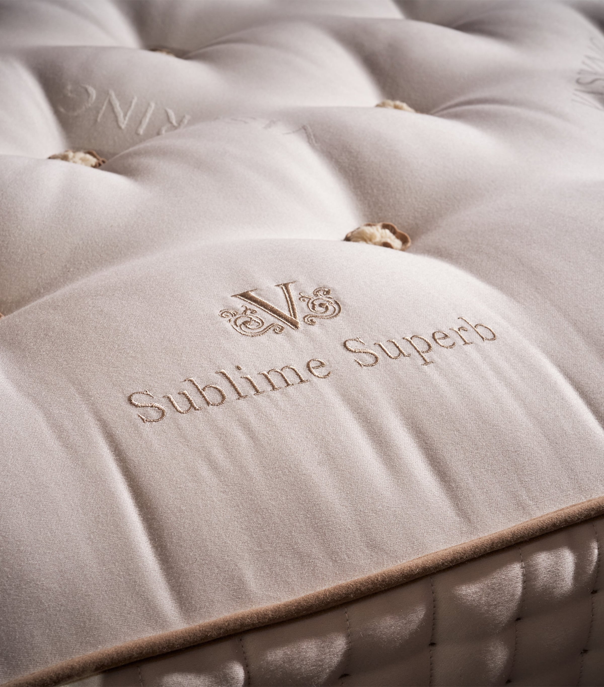 Soft Sublime Superb Mattress (150cm x 200cm) WHITE Image 3