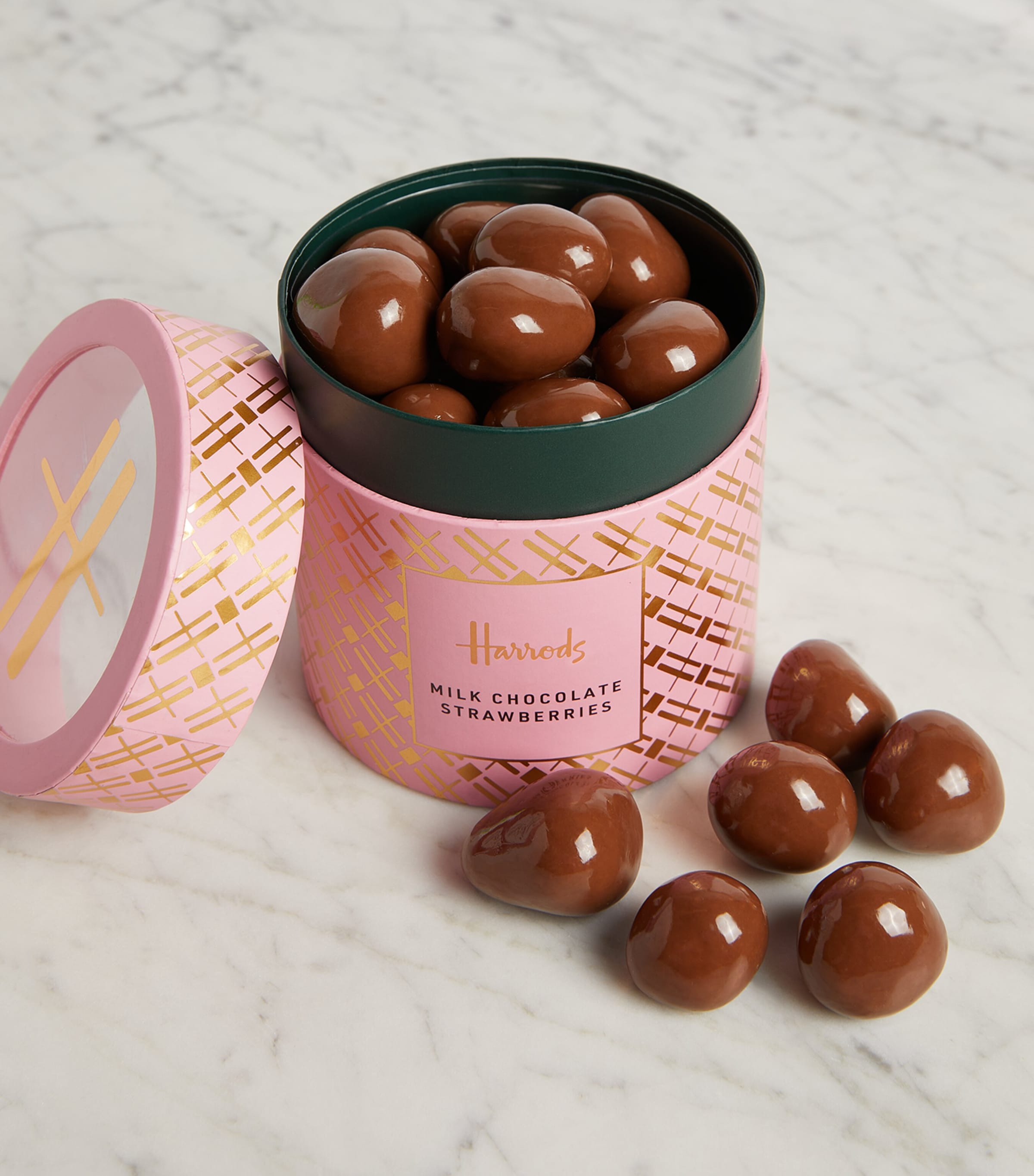 Harrods Milk Chocolate Strawberries (230g) | Harrods TW