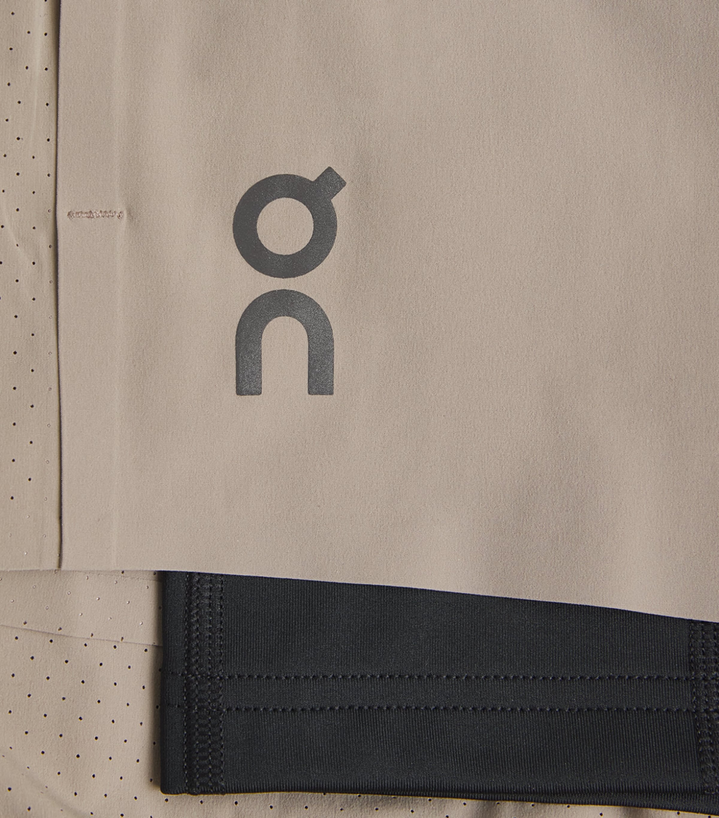 On Mens 2-in-1 Performance Shorts Cinder | Black Image 6