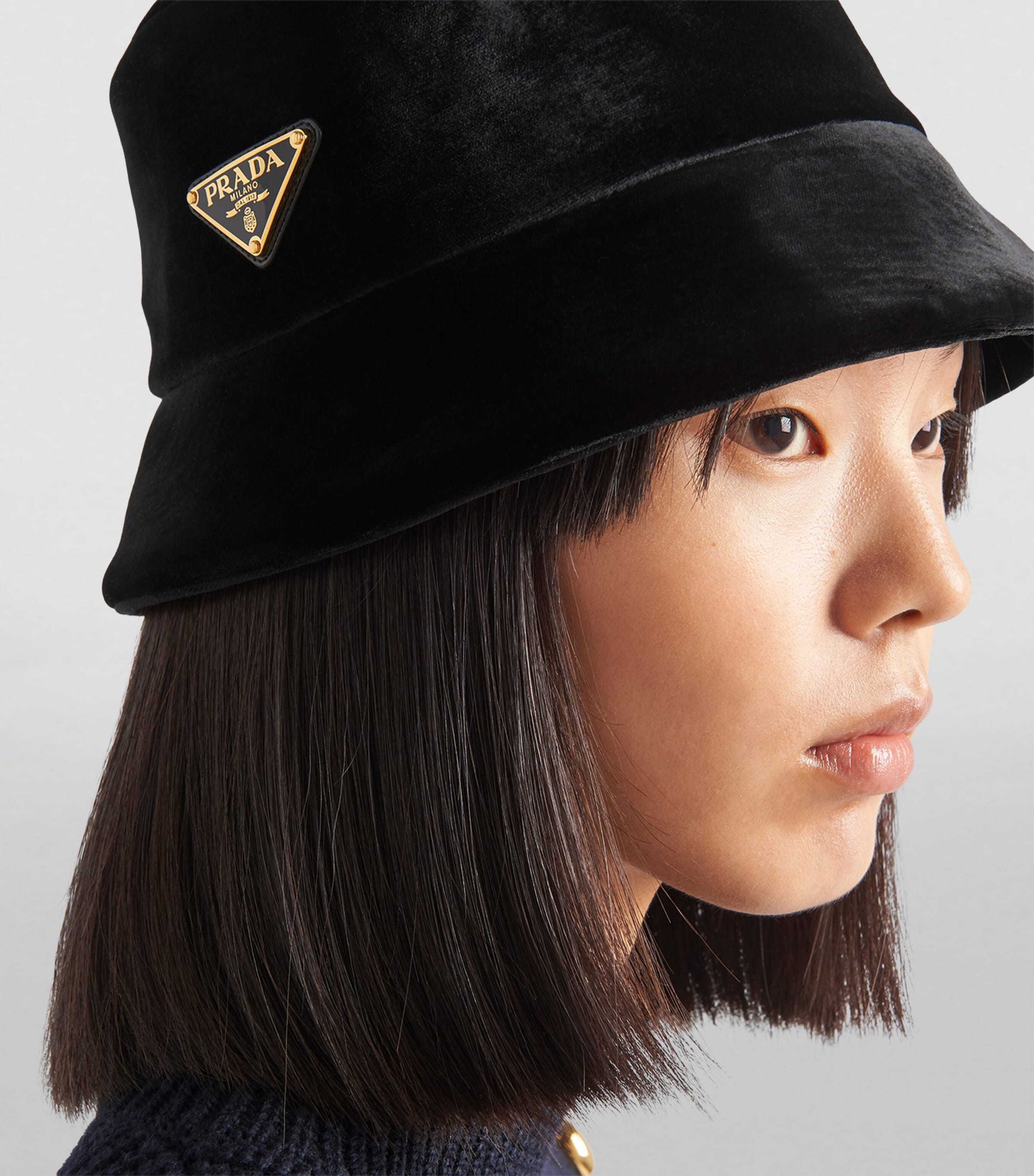 Velvet Bucket Hat F0002 Image 3