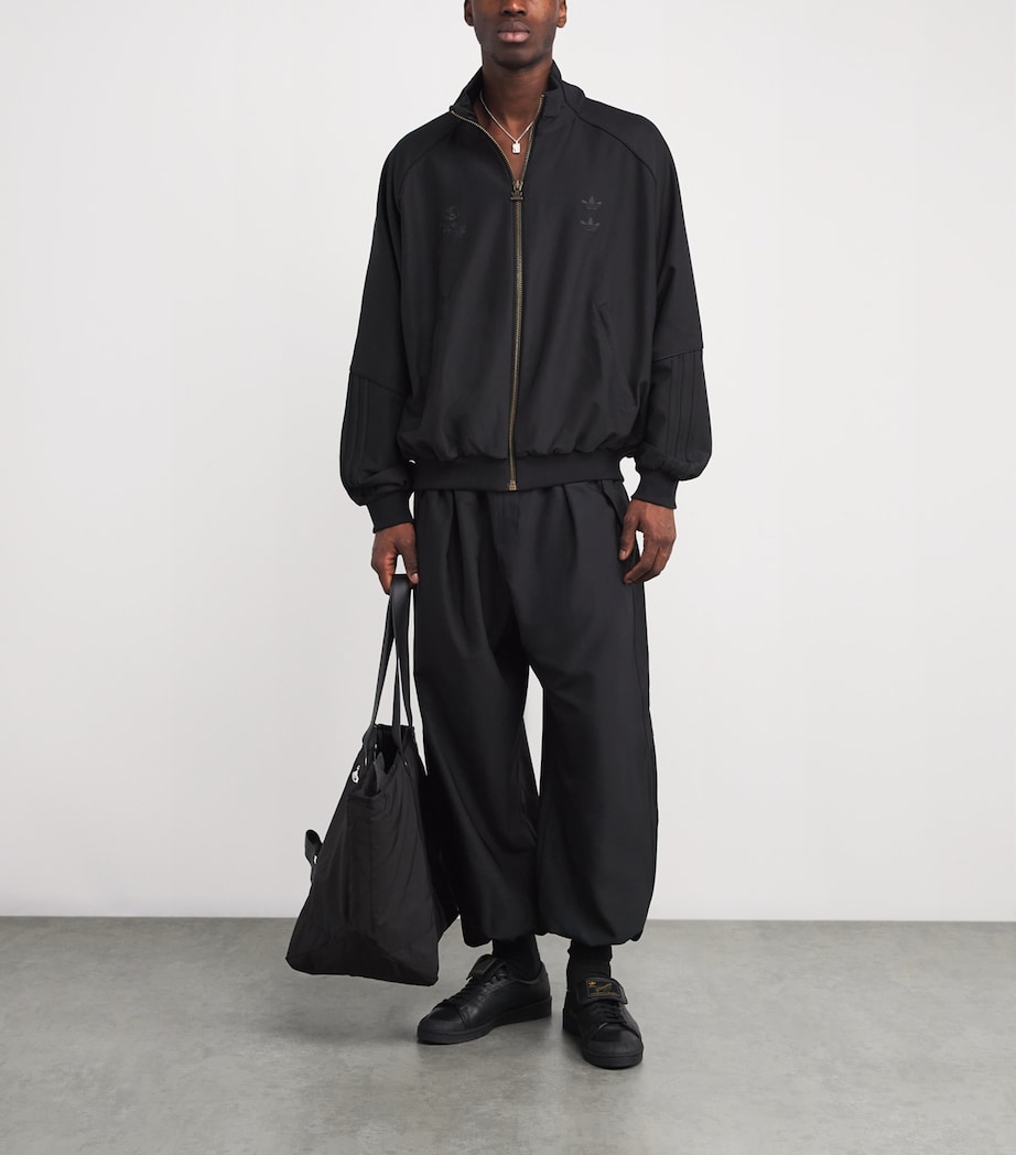 x adidas Leather Jabbar Low Sneakers BLACK/RED Image 6