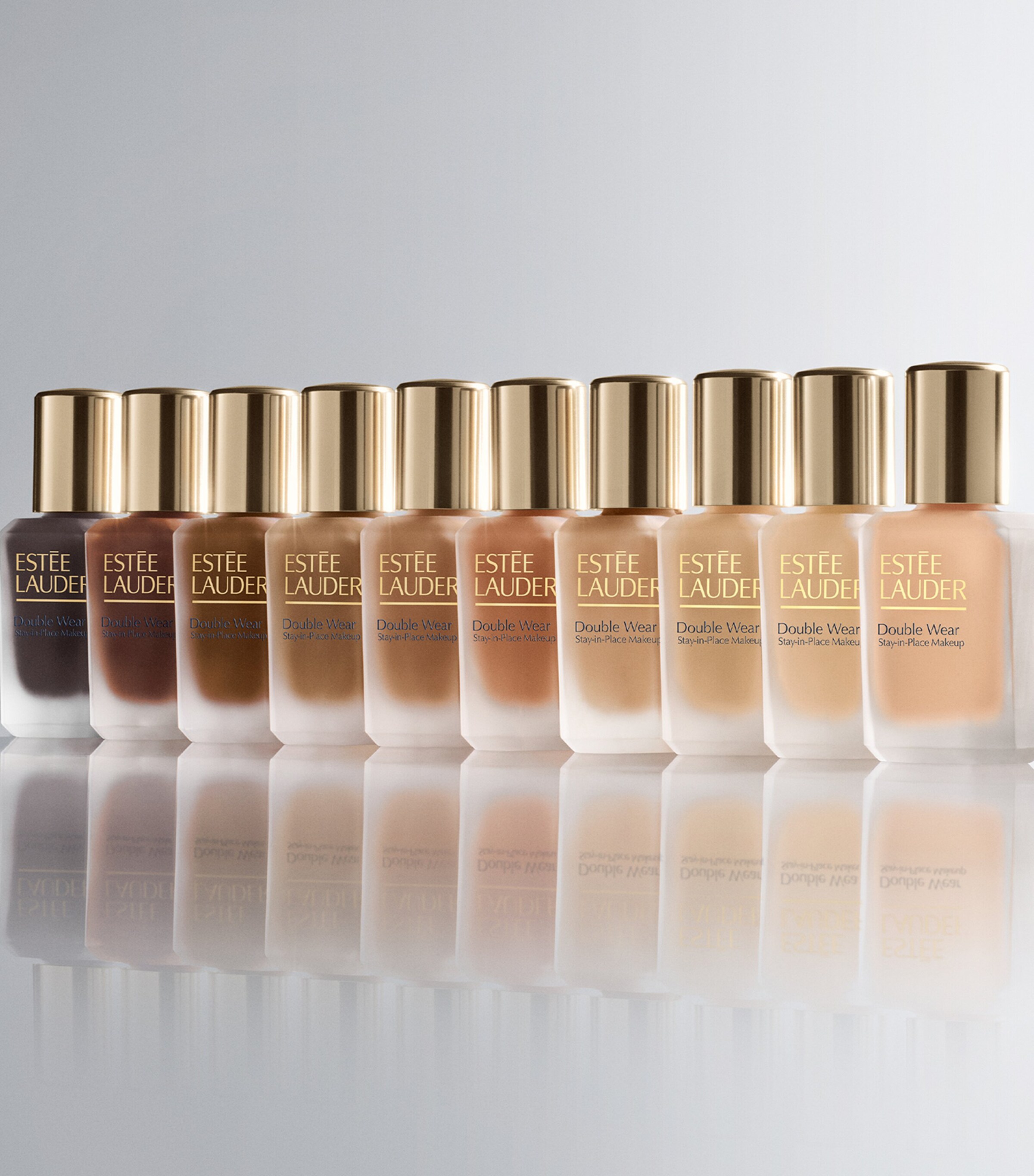 Estée Lauder Double Wear Longwear Matte Foundation SPF 10 Ivory Beige Image 4