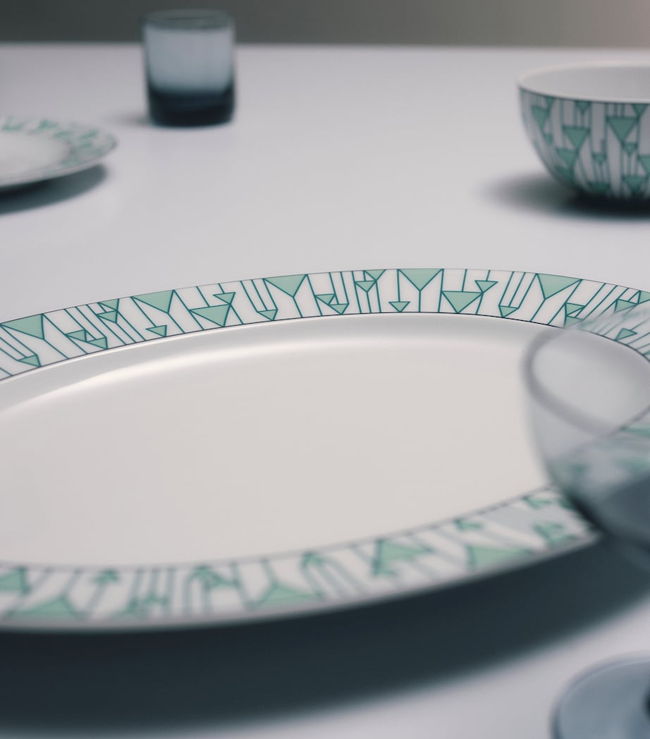 Large Vienna Serving Plate (40cm) F0HM1 Image 5