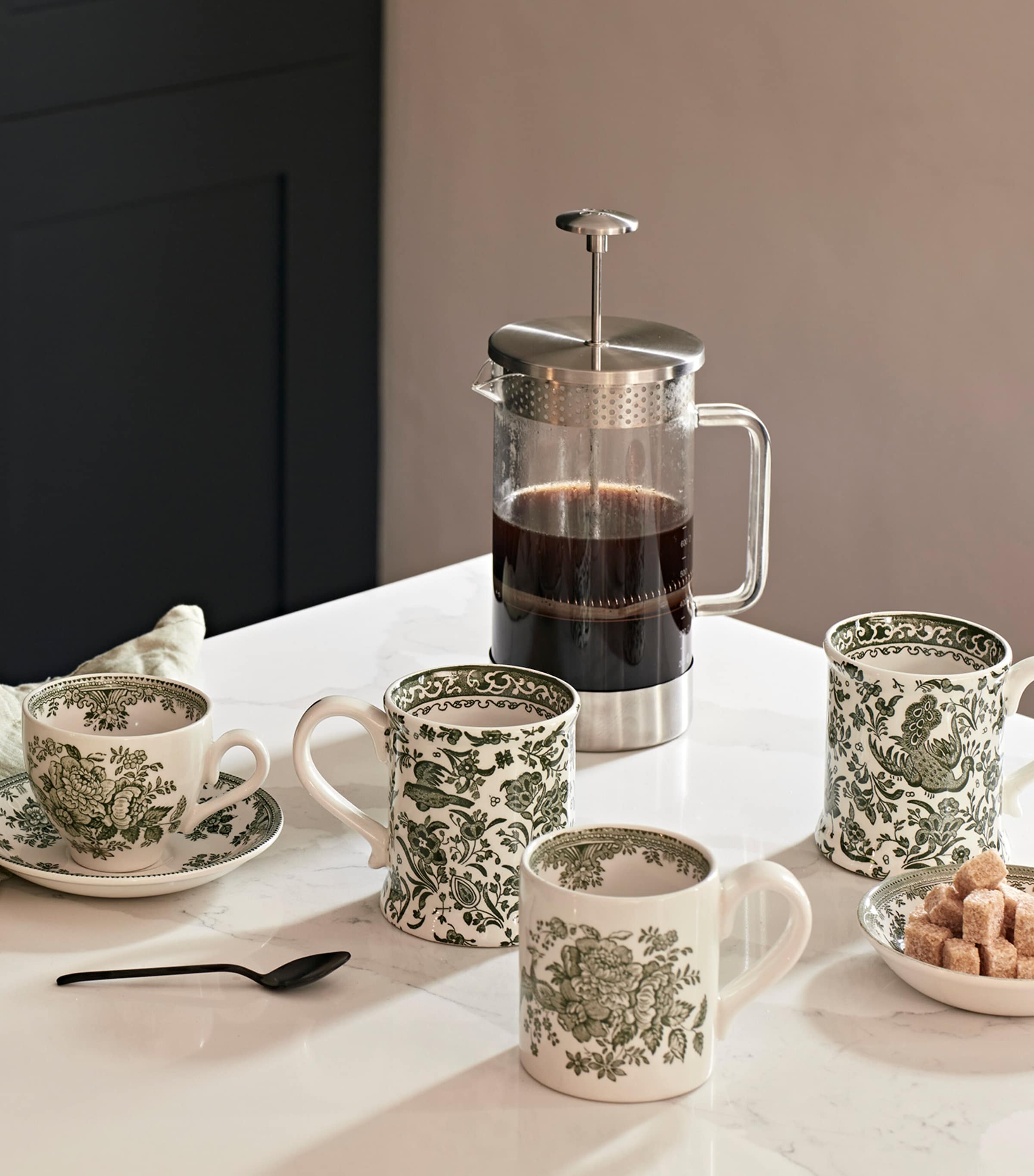 Burleigh Asiatic Pheasants Mug Dark Green Image 2