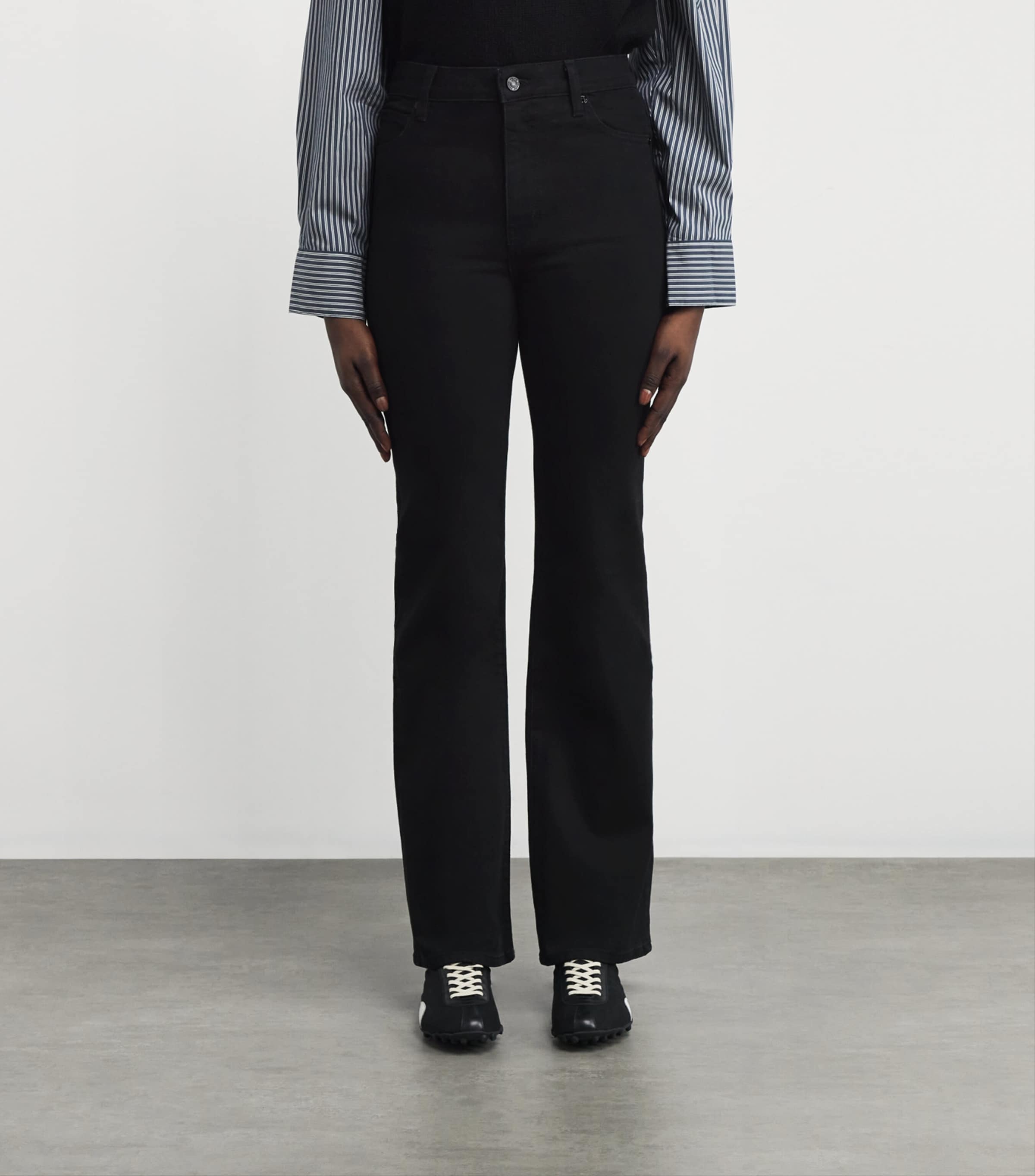 The Narrow Jeans BLACK Image 3