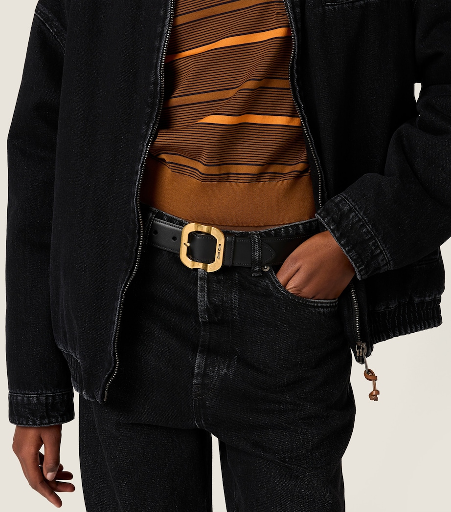 Low-Rise Jeans F0002 Image 4