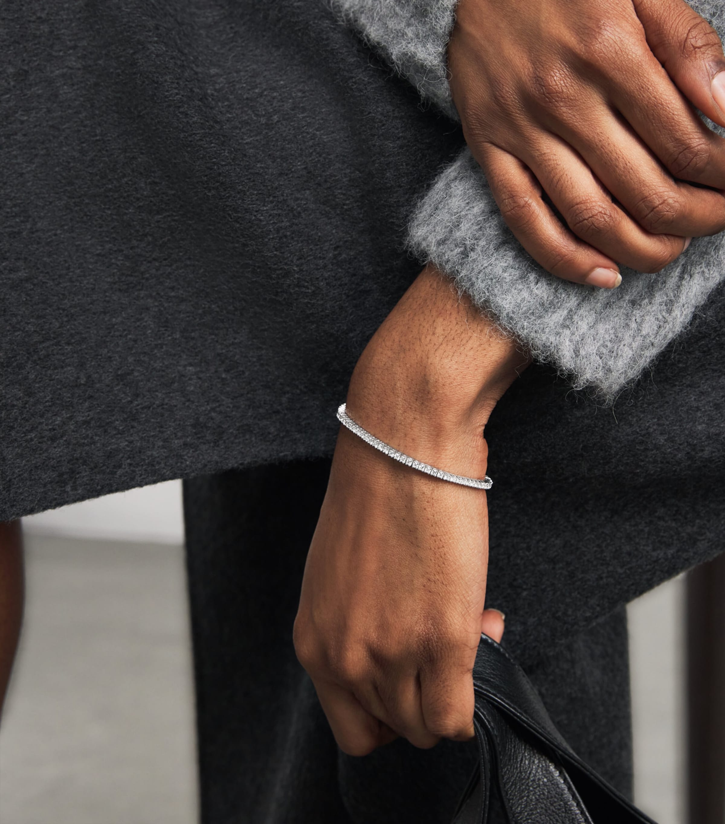 White Gold and Diamond Tennis Bracelet (2.00ct) WHITE GOLD Image 2