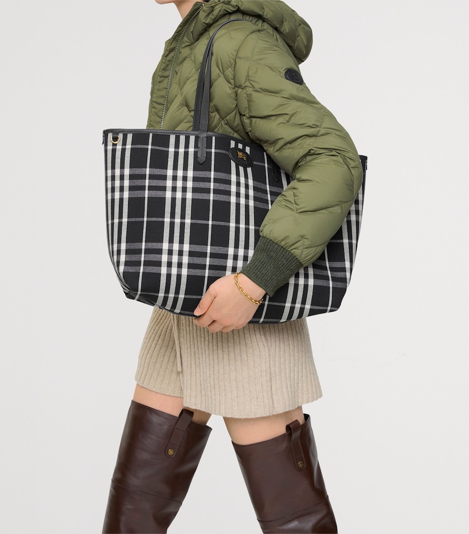 Medium Leather Reversible Bloomsbury Tote Bag BLACKBLACK CALICO Image 6