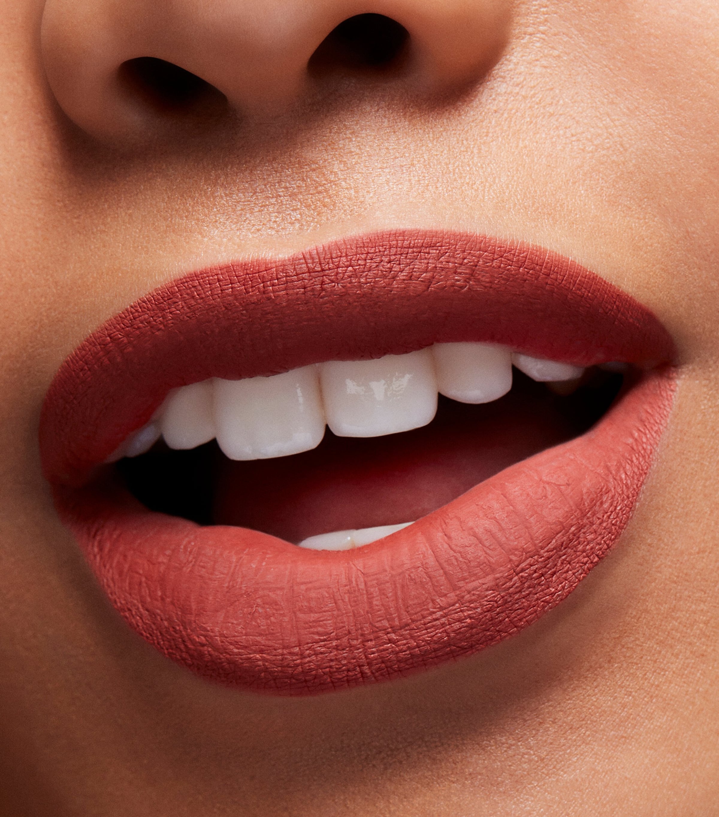 MAC Locked Kiss Ink 24hr Lipcolour Emphatic Image 4