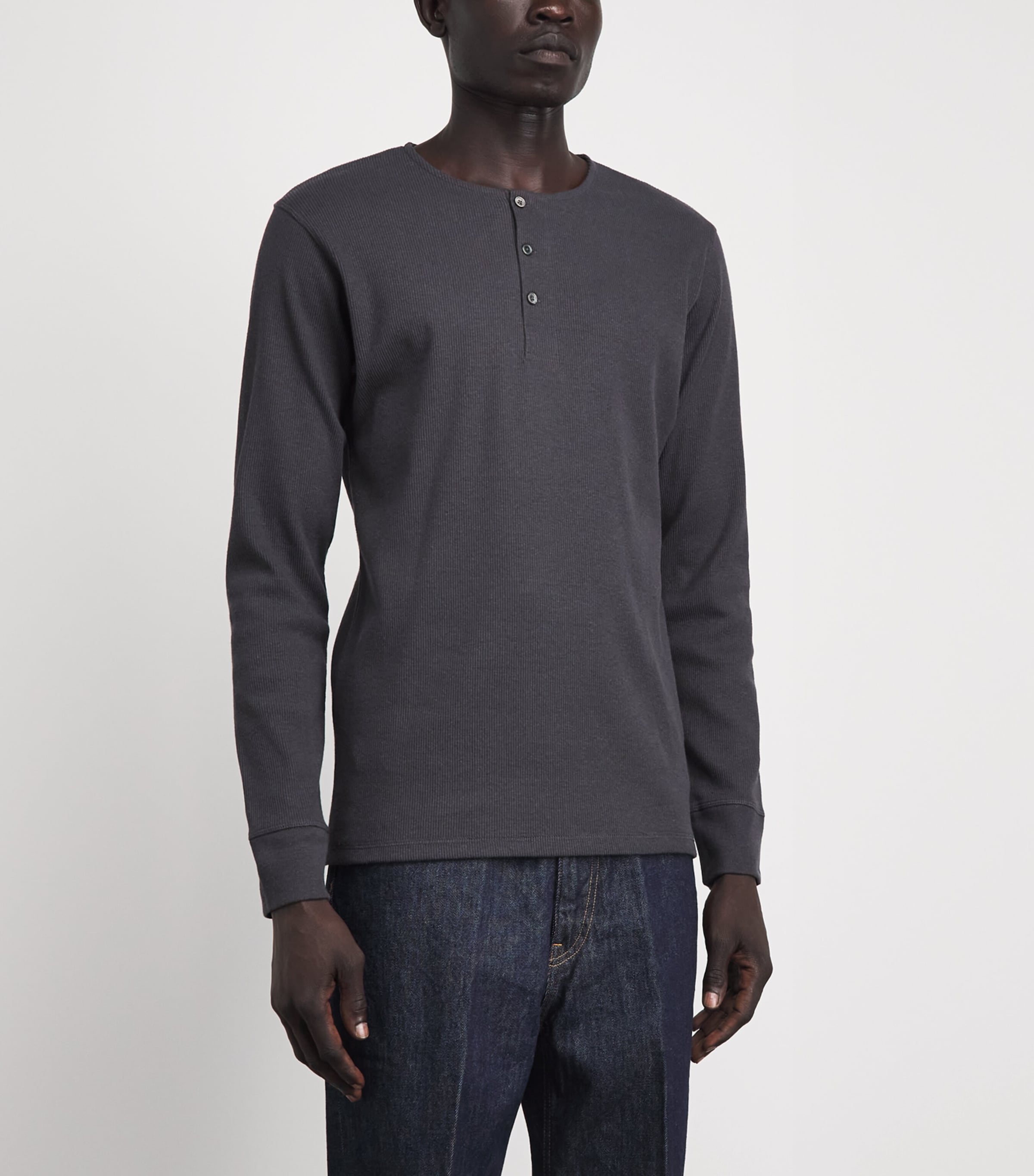 Lemaire Mens Cotton-Linen Rib-Knit Henley T-Shirt Basalt Image 4