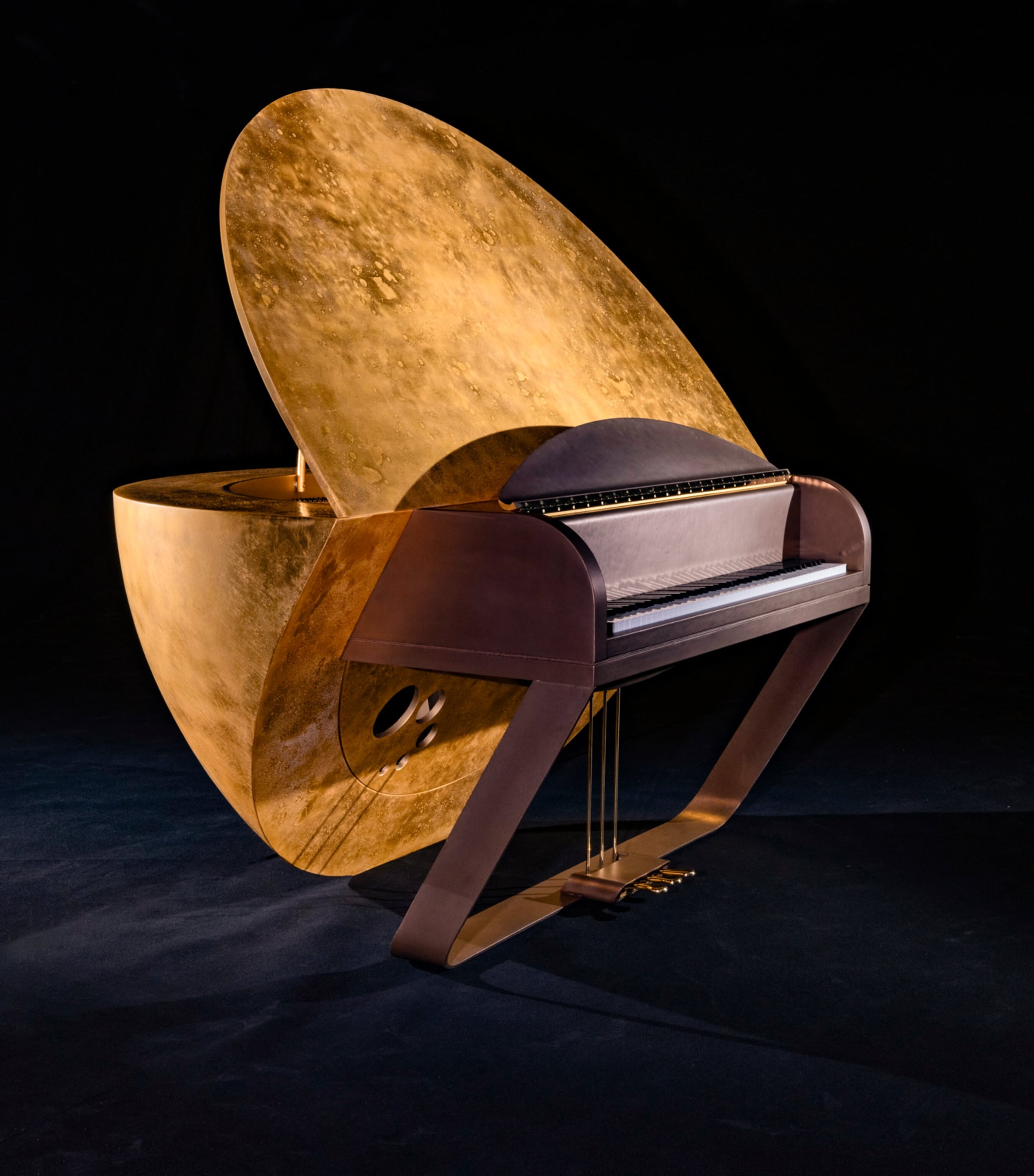 Gold-Plated The Solis Piano GOLD Image 6