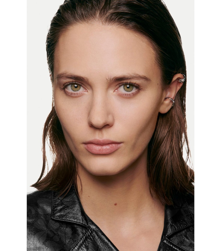 ULTRA LE TEINT VELVET Blurring Smooth-Effect Foundation BD31 Image 3