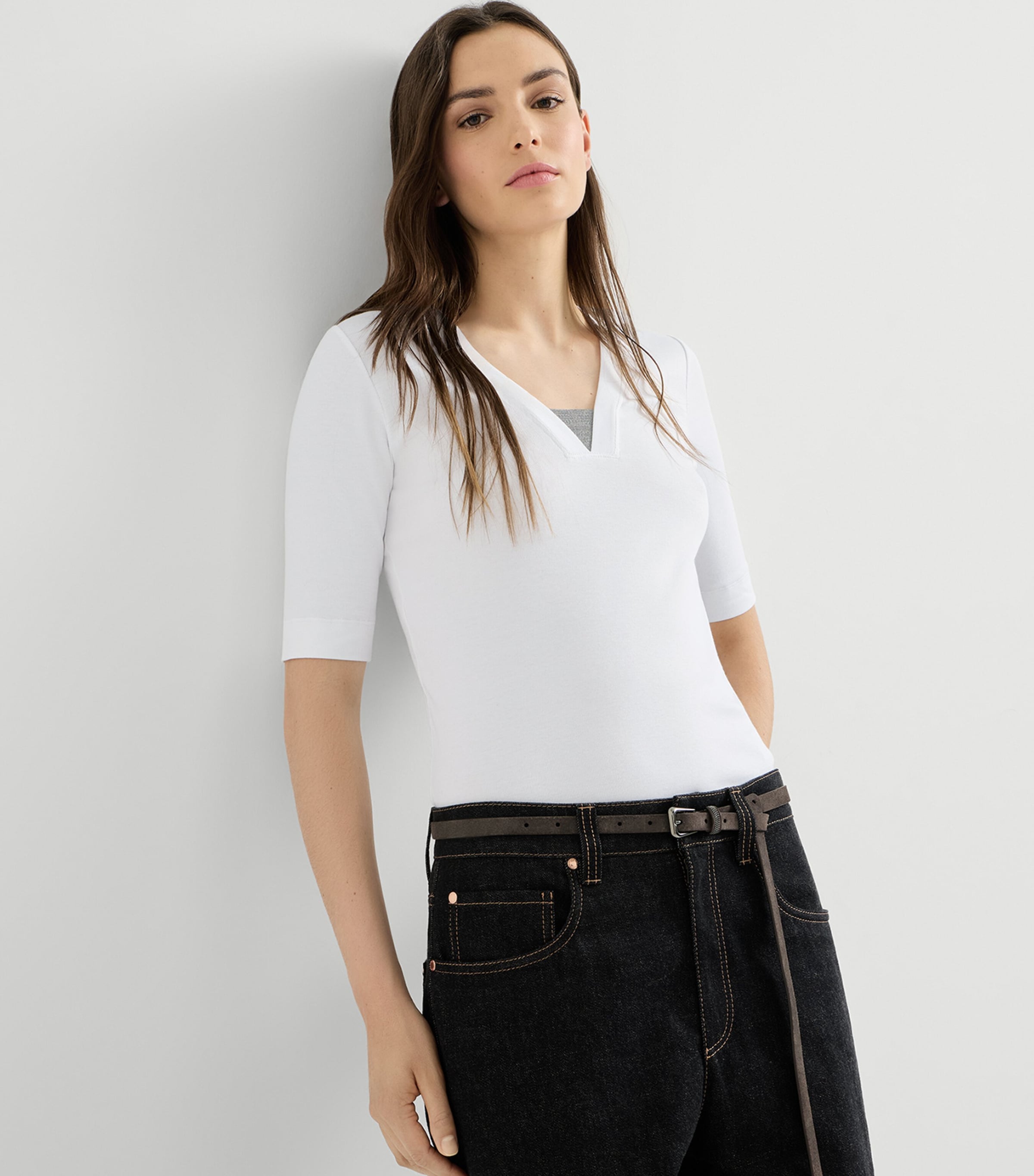 Brunello Cucinelli Womens Monili V-Neck T-Shirt White Image 2
