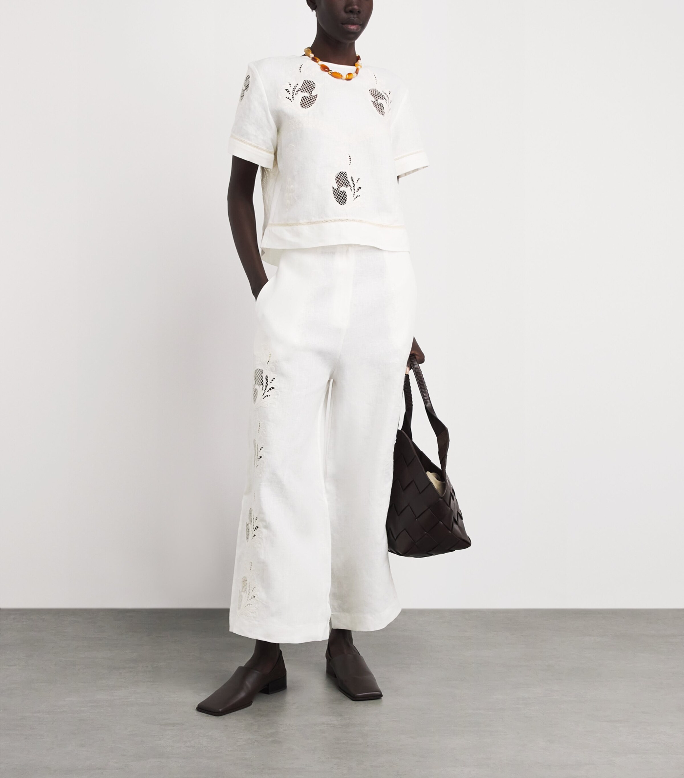 LUG VON SIGA Womens Linen Maria Wide-Leg Trousers Offwhite Image 2