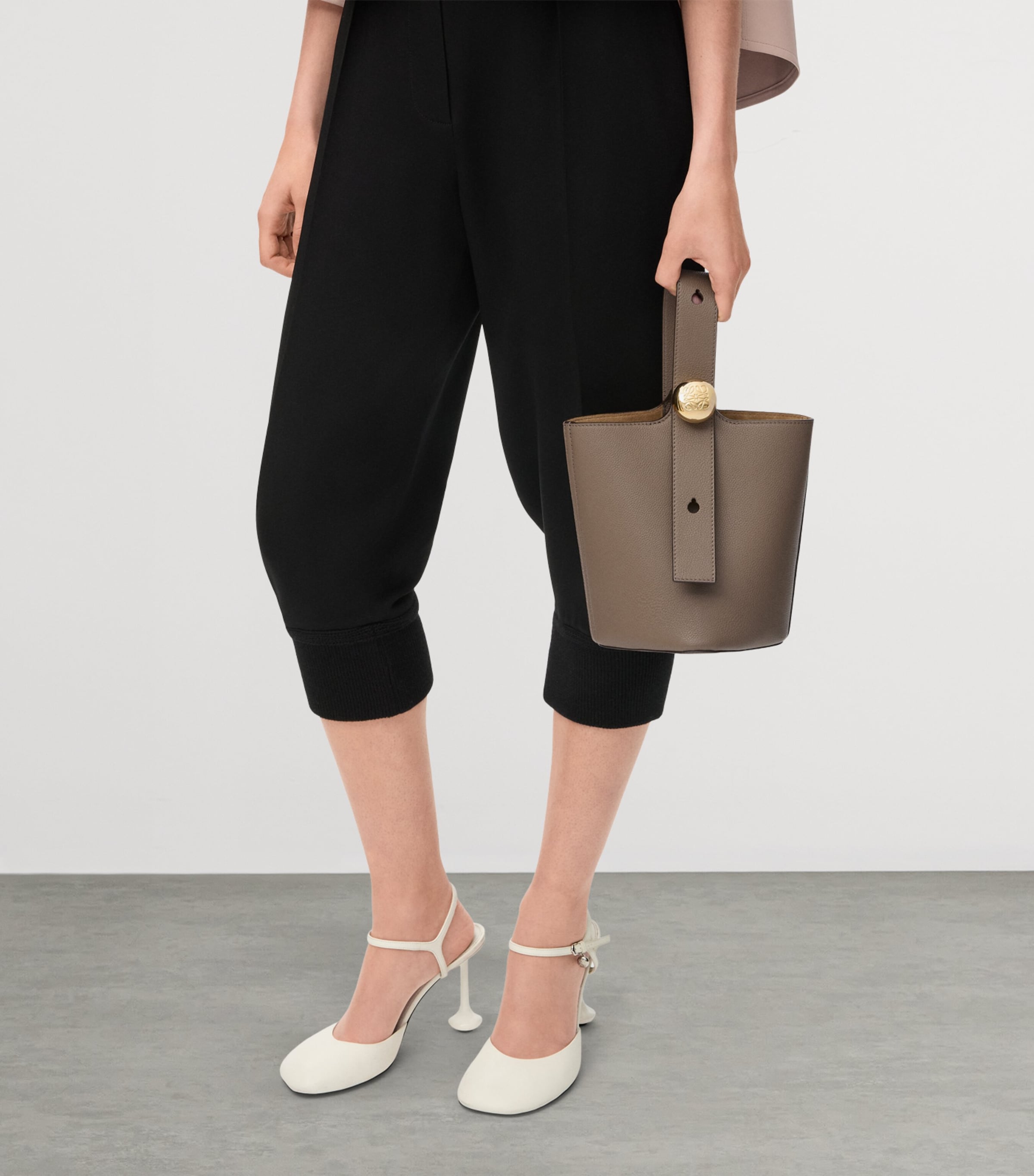 Mini Leather Pebble Bucket Bag TAUPE Image 8