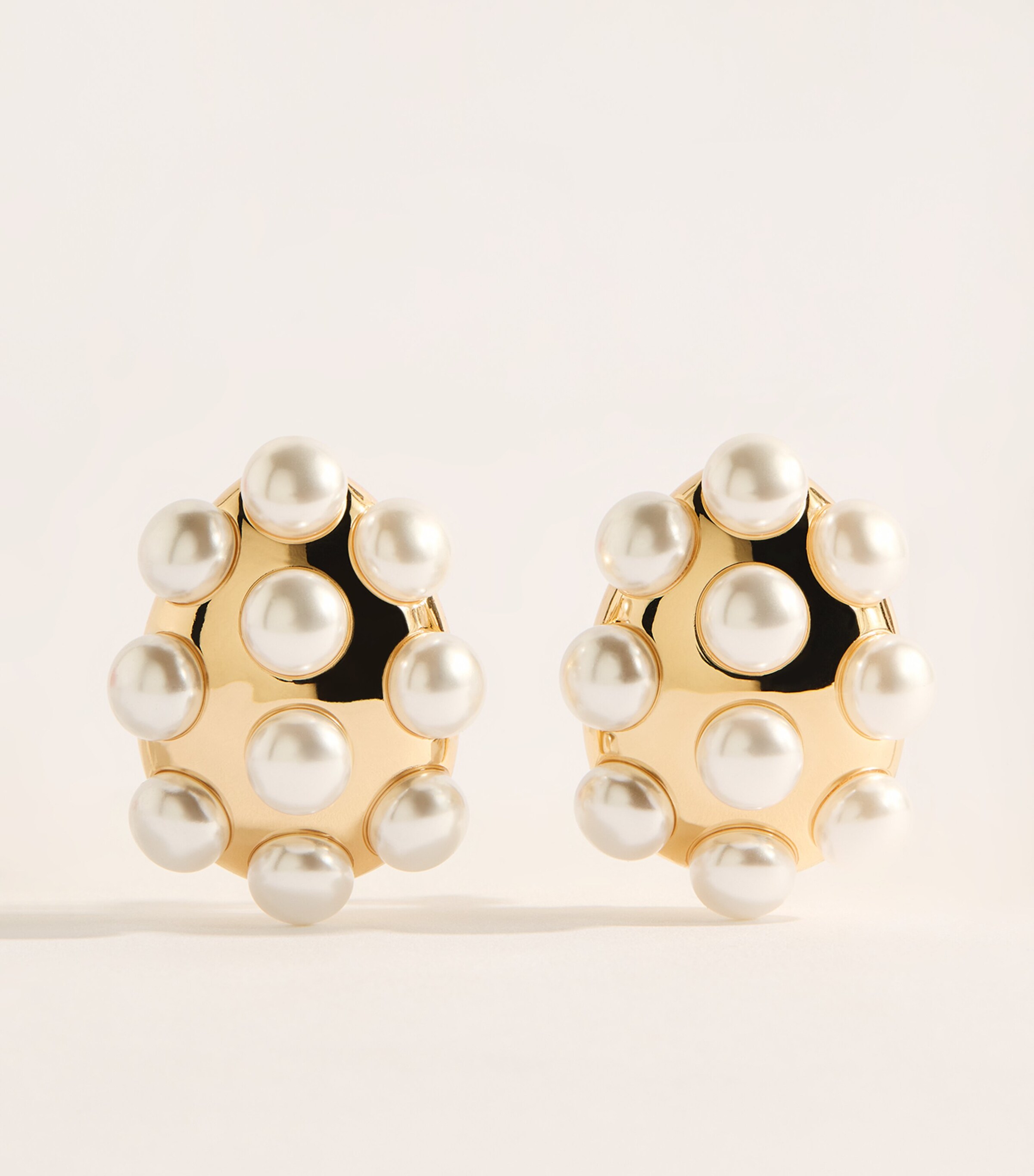 Carolina Herrera Faux Pearl Stud Earrings Pearl/gold Image 1