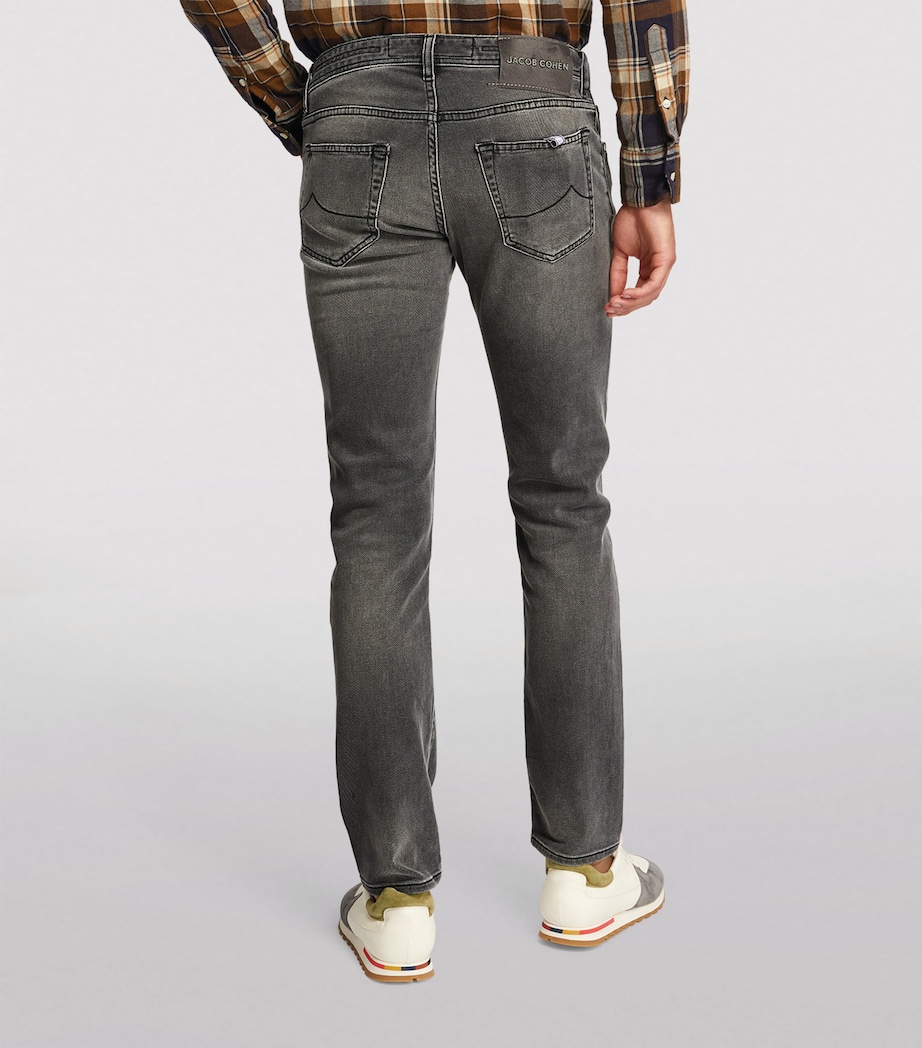 Comfort-Stretch Faded Slim Jeans 500D Image 4