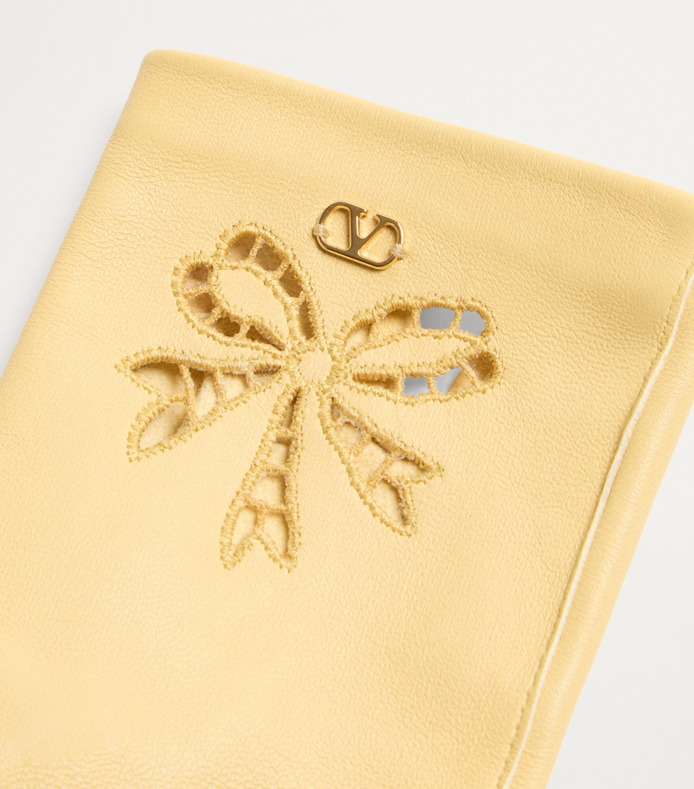 Lambskin Bow-Detail Gloves 9LV Image 4