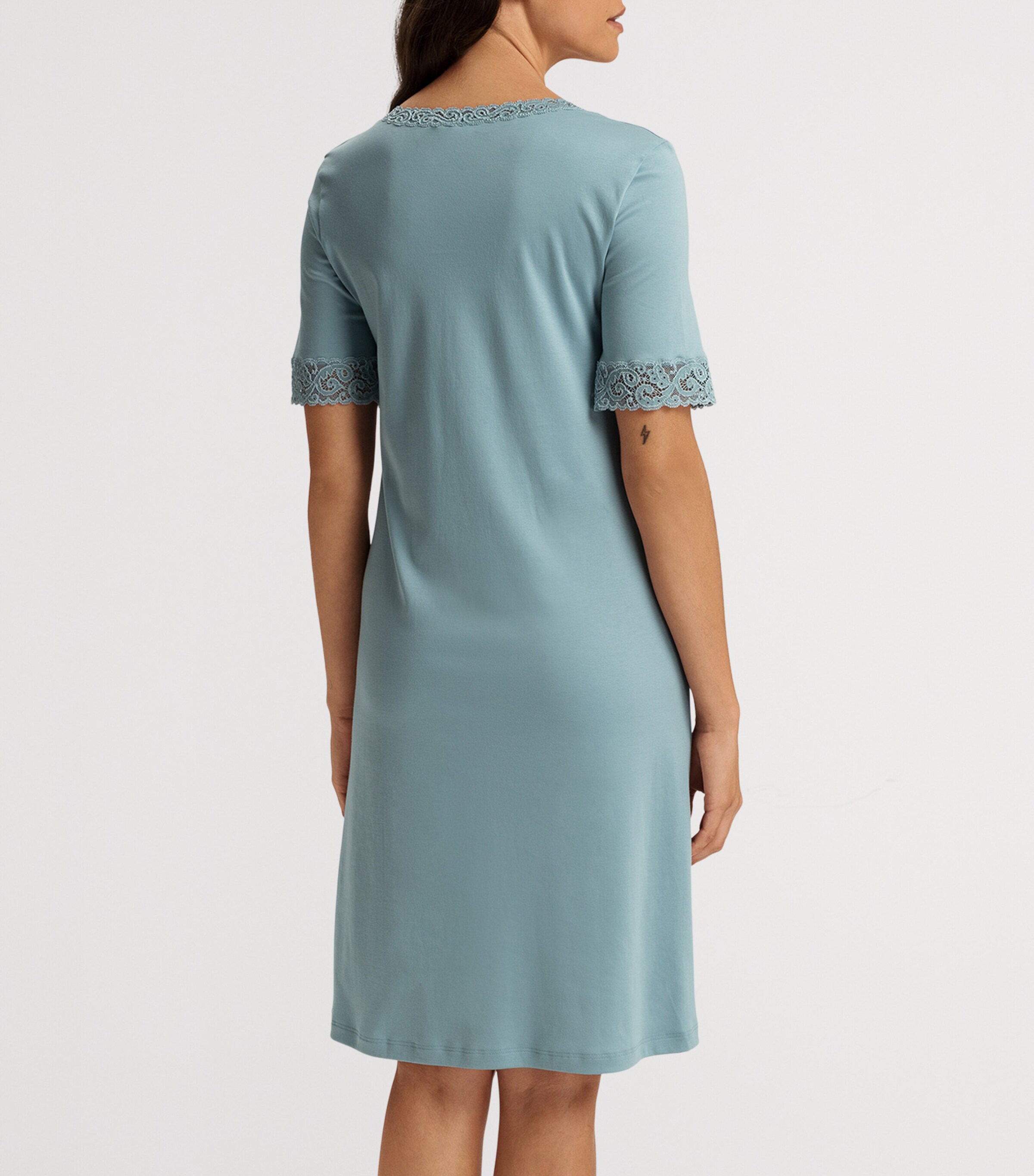 Hanro Lace-Trim Moments Nightdress | Women Clothing | Nightwear | Nightdresses | Loungewear | Lounge Bottoms | Designers | Hanro Hanro Lace-Trim Moments Nightdress | Women Clothing | Nightwear | Nightdresses | Loungewear | Lounge Bottoms | Designers | Hanro