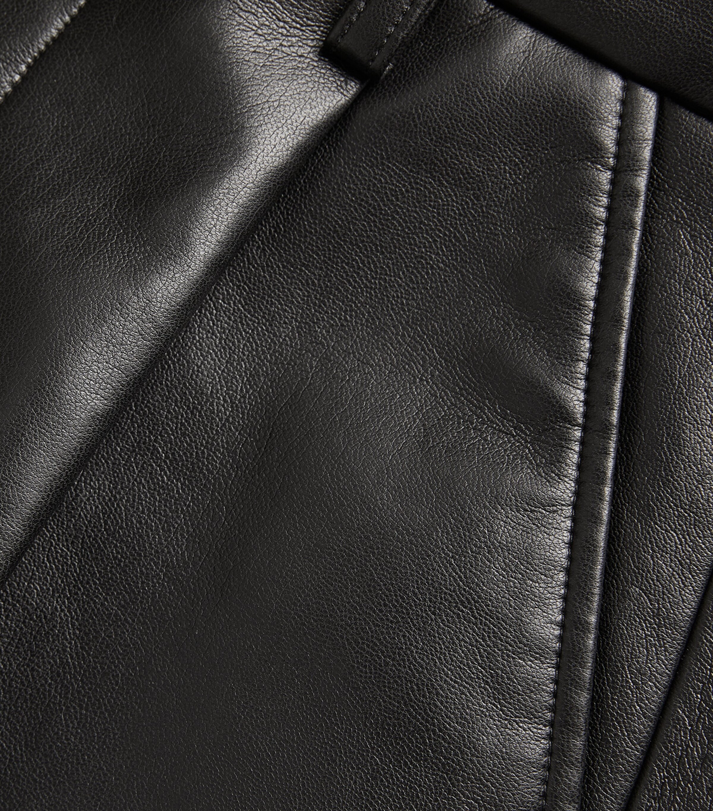 Leather-Blend Carmen Shorts BLACK Image 5