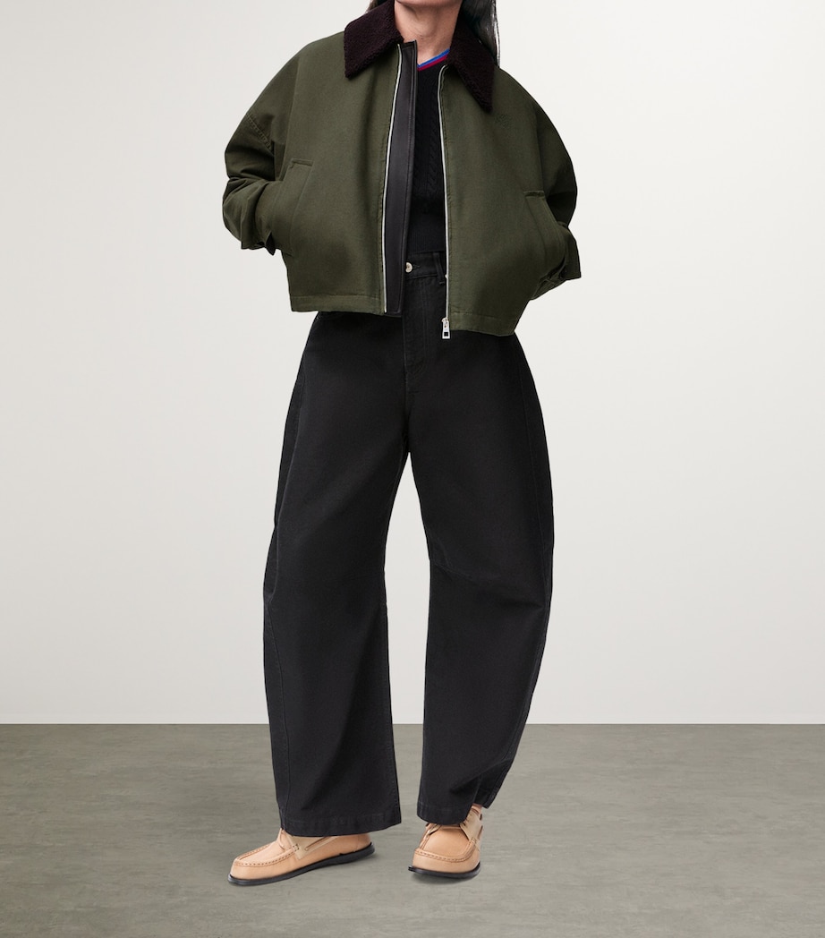 Patch-Detail Barrel Jeans BLACK Image 2