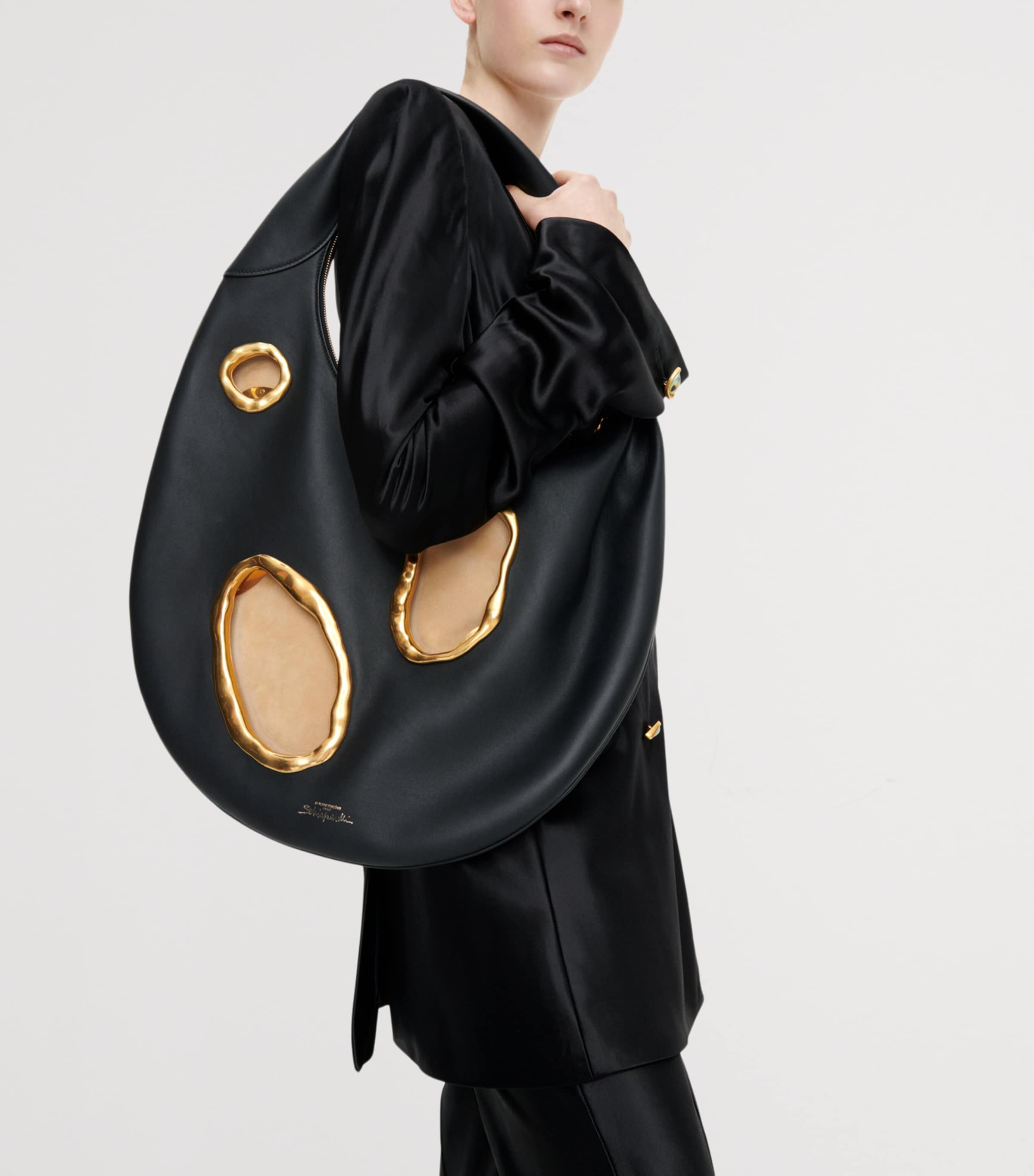 Schiaparelli Large Calfskin Soufflé Shoulder Bag Black Image 4
