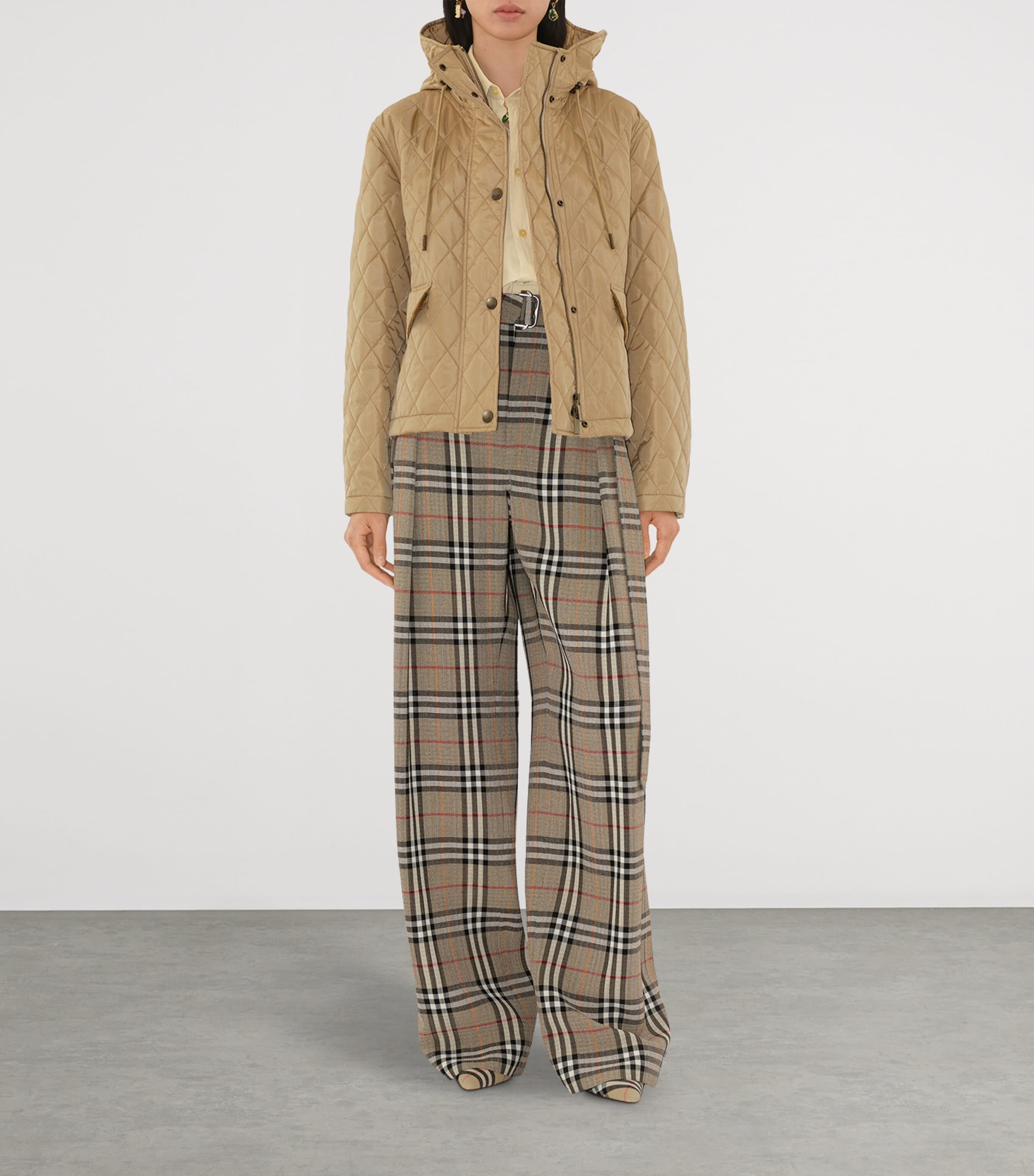 BURBERRY　コットンジャケット　ベージュ F1D55963-6239-4744-AFAA-