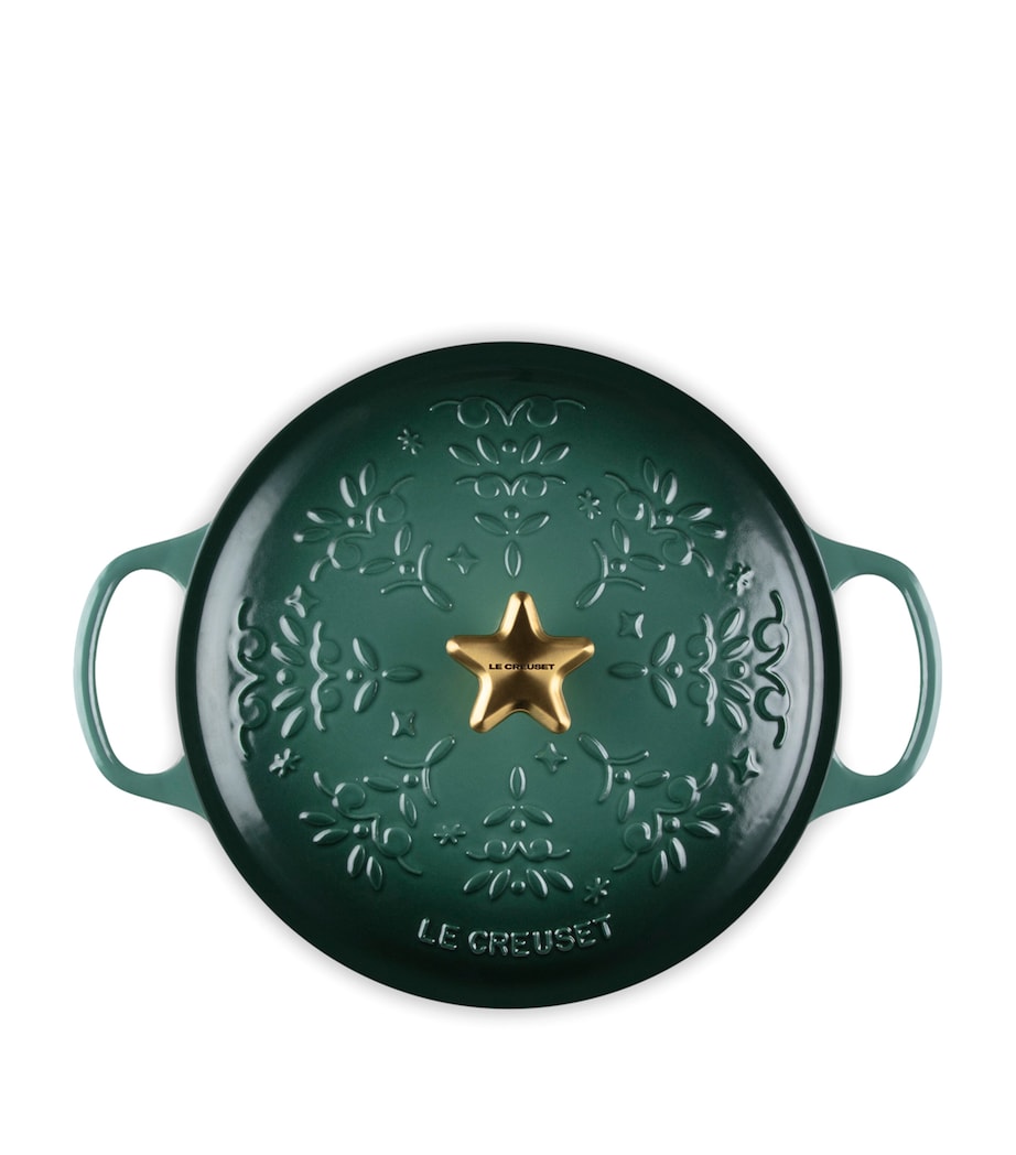 Le Creuset Cast Iron Christmas Round Casserole (24cm) Artichaut Image 2