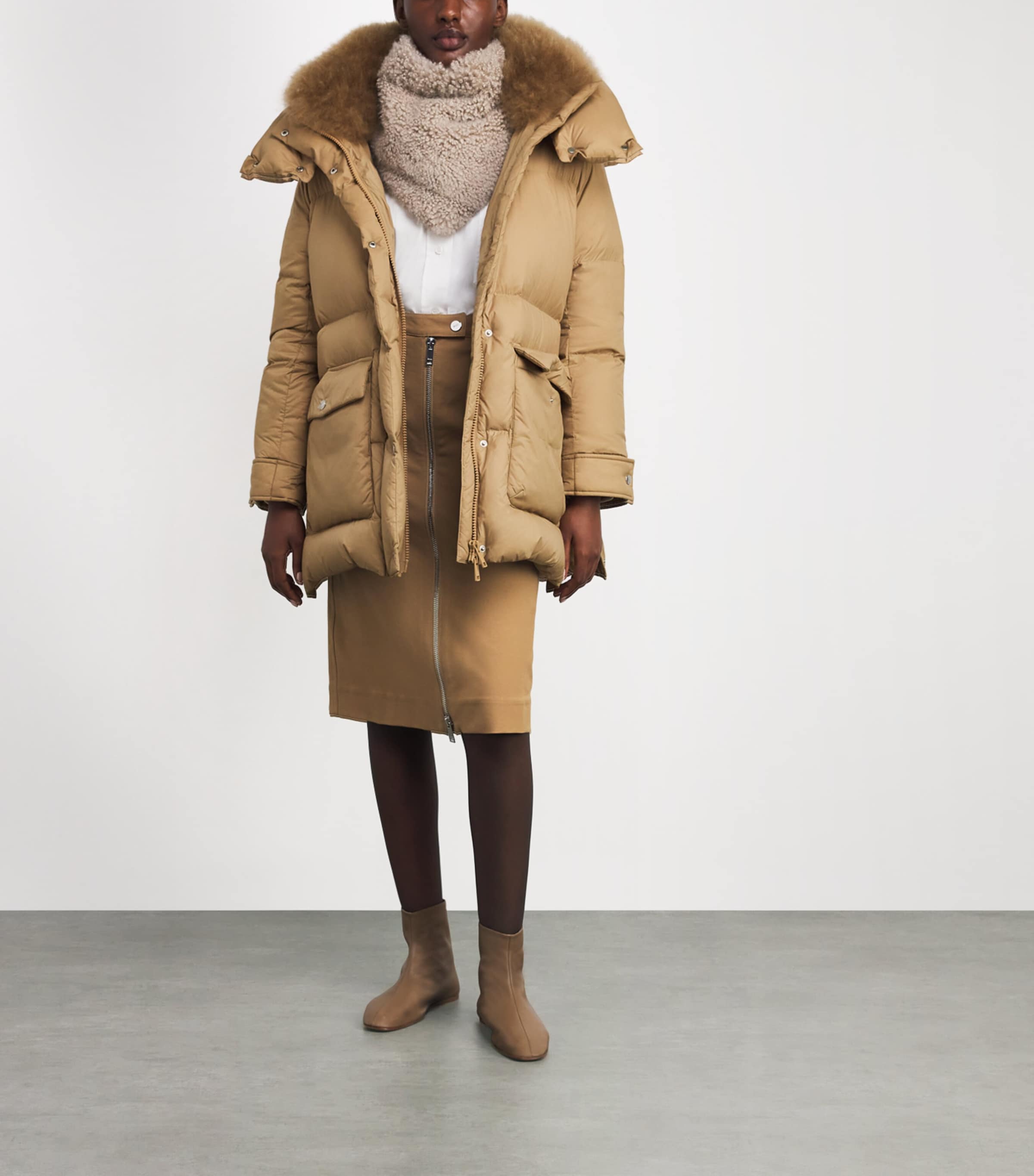 Down-Fur Technical Puffer Jacket (83cm) A2099 Image 2