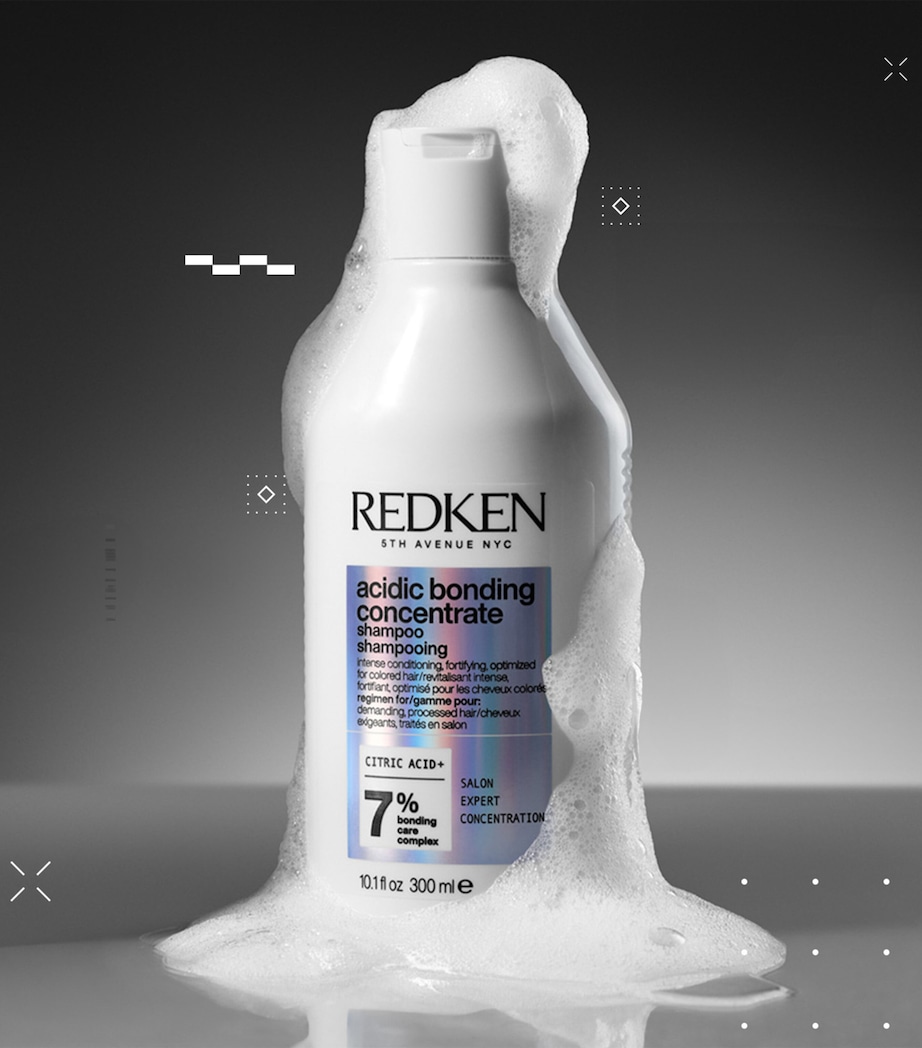 Acidic Bonding Concentrate Shampoo (300ml) NO COLOUR Image 4