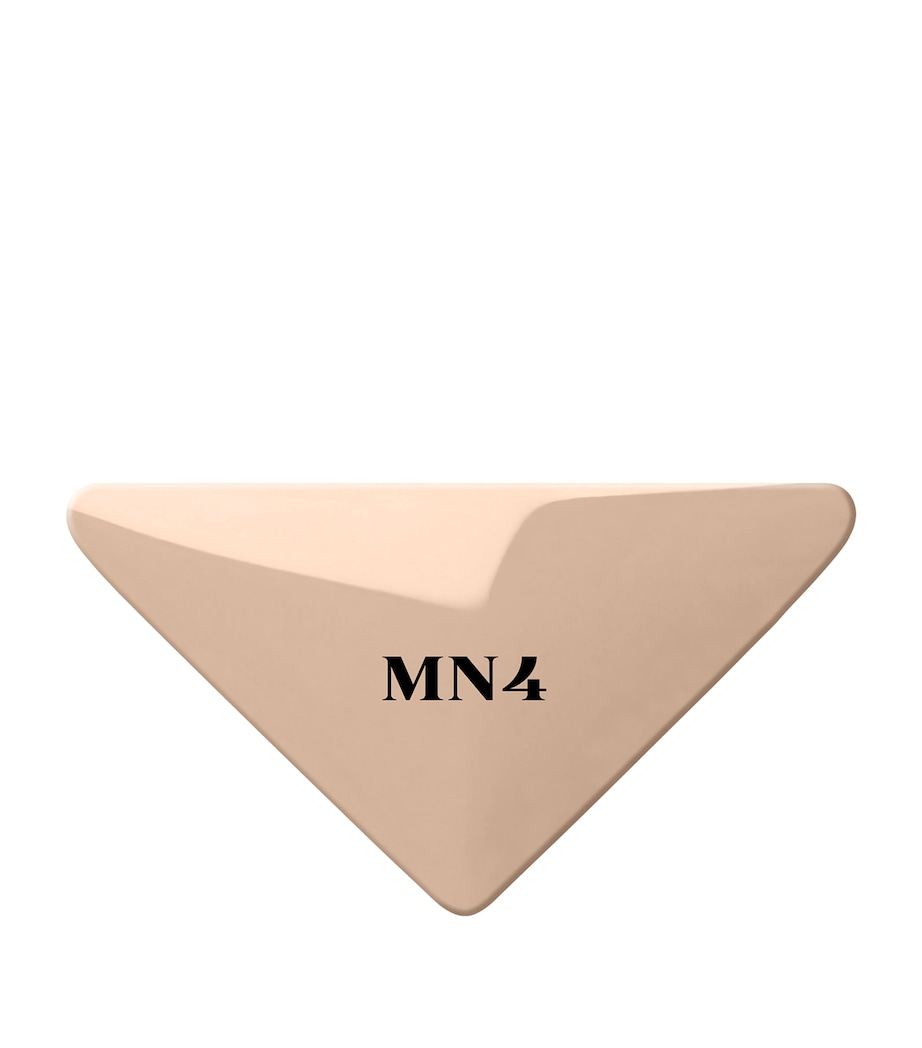 Prada Beauty Reveal Concealer Image 2