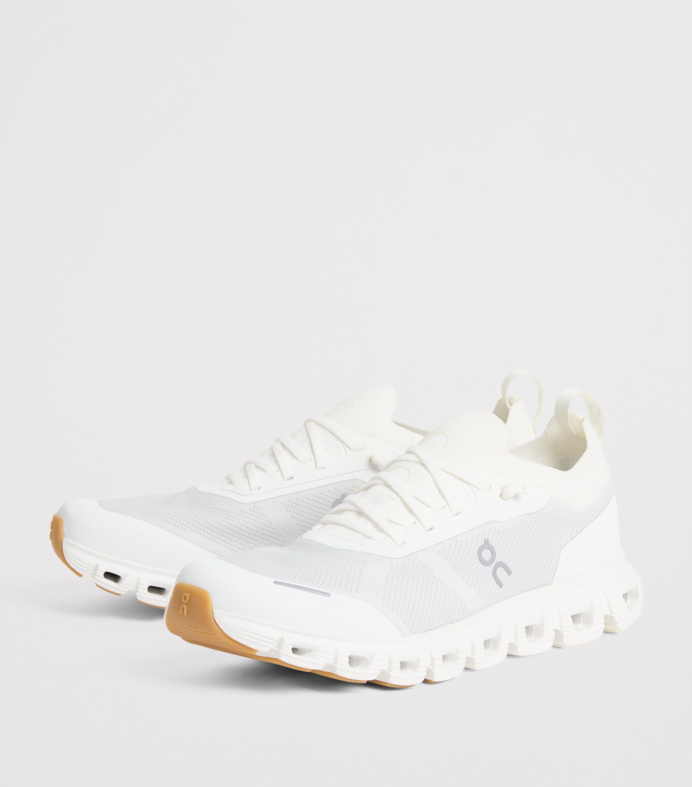 Cloud 6 Versa Trainers WHITE | WHITE Image 3
