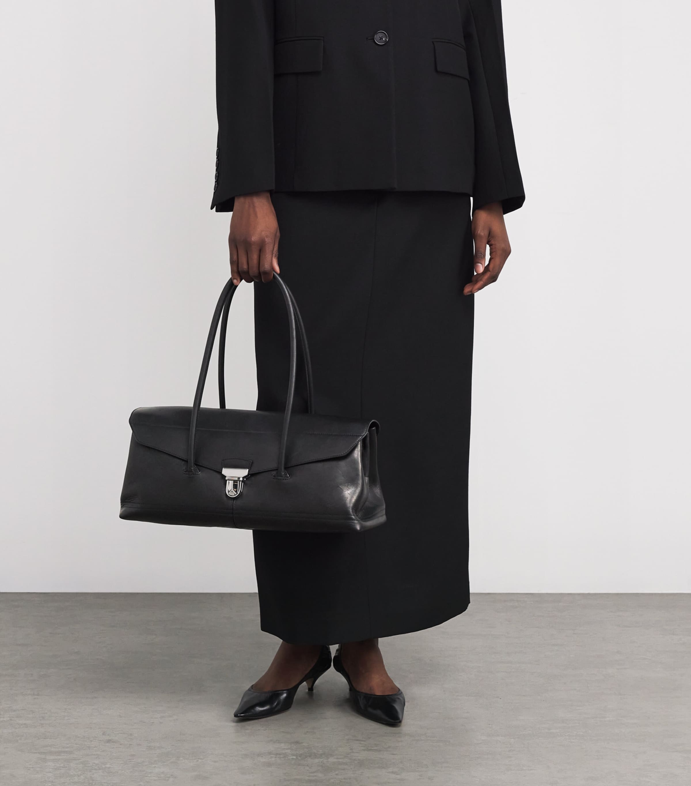 Nappa Leather Gear Shoulder Bag BK999BLACK Image 2