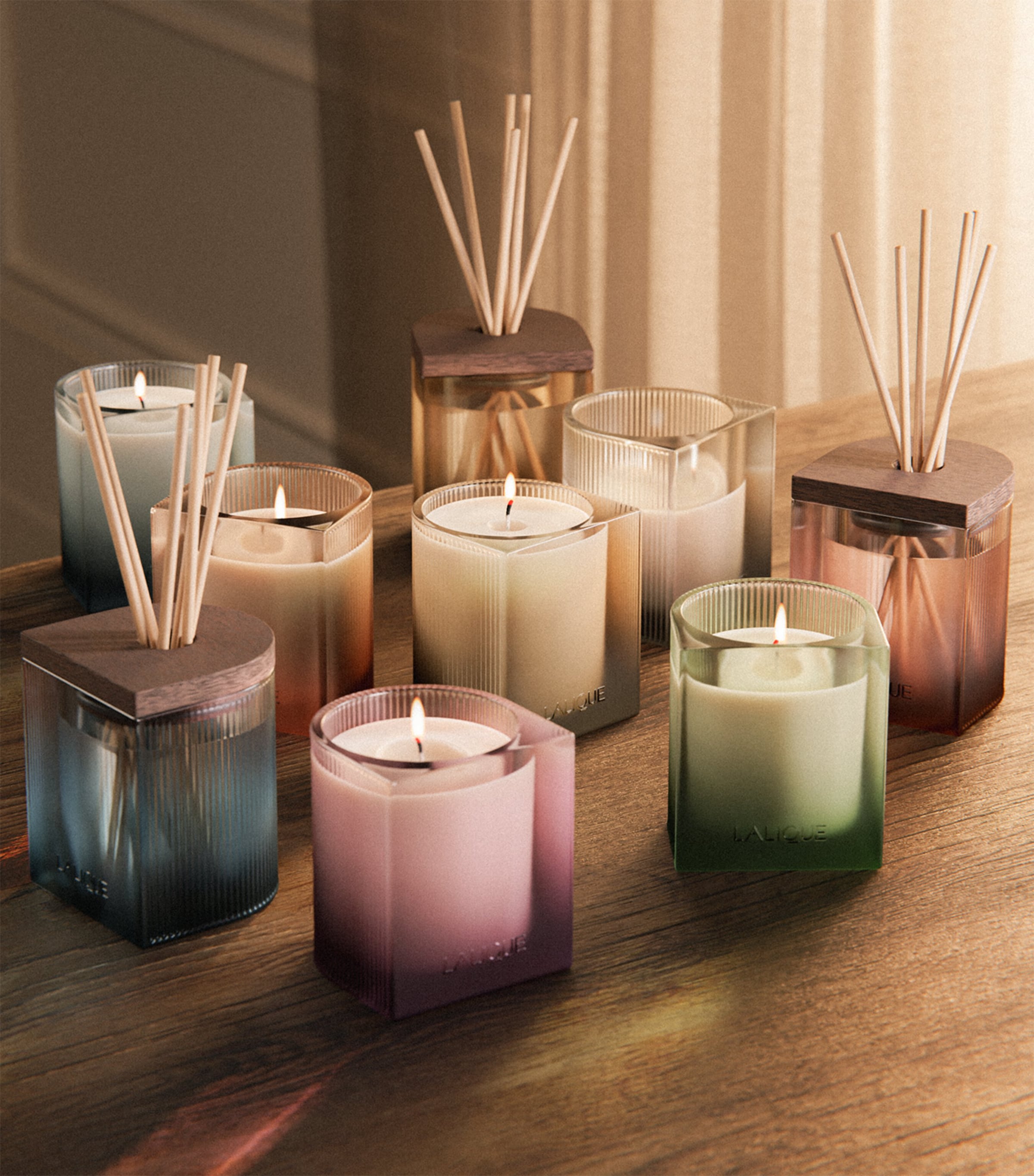 Lalique La Verrerie Scented Candle (220g) Image 6