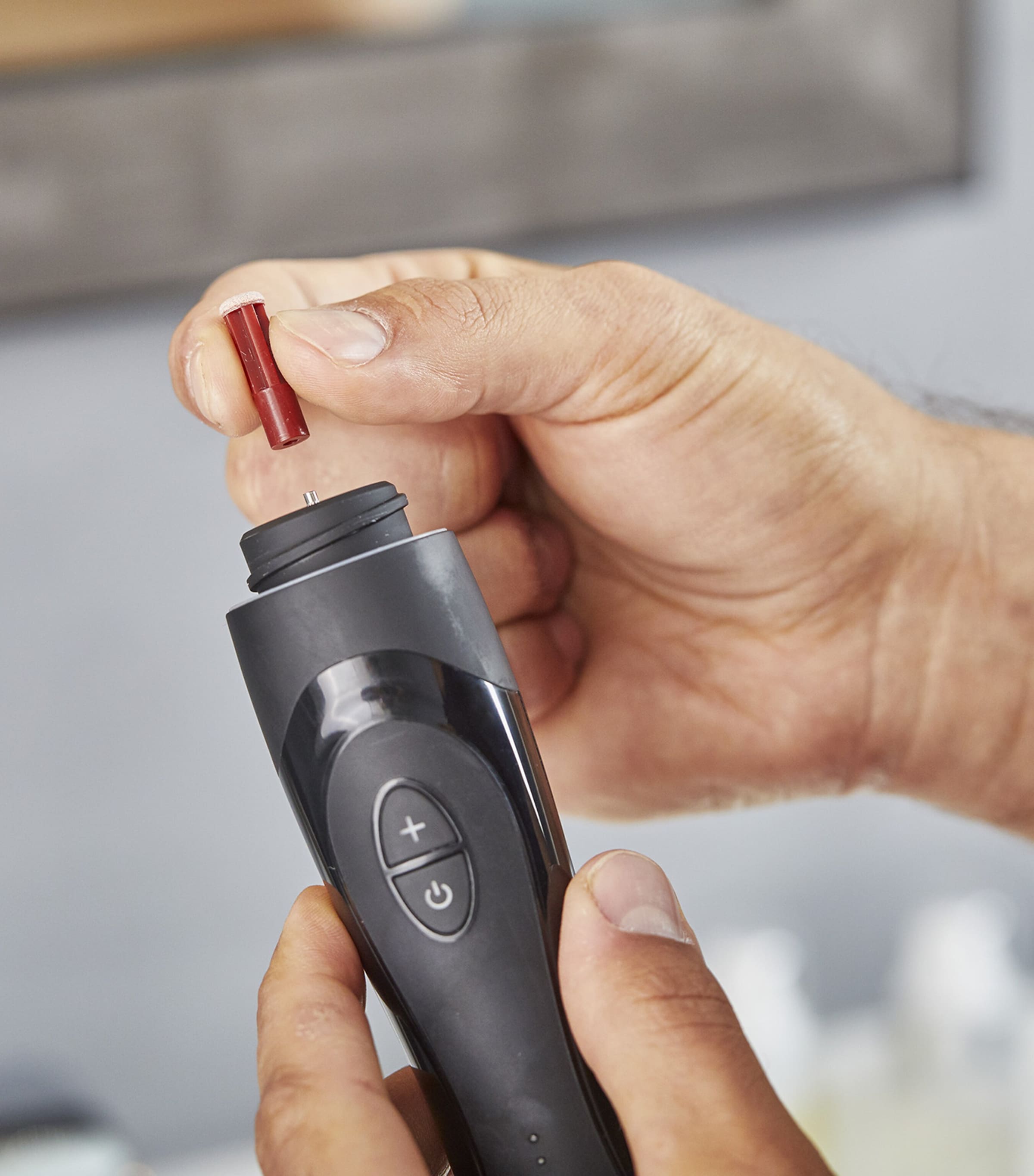 Personal Microderm Elite Pro BLACK Image 3