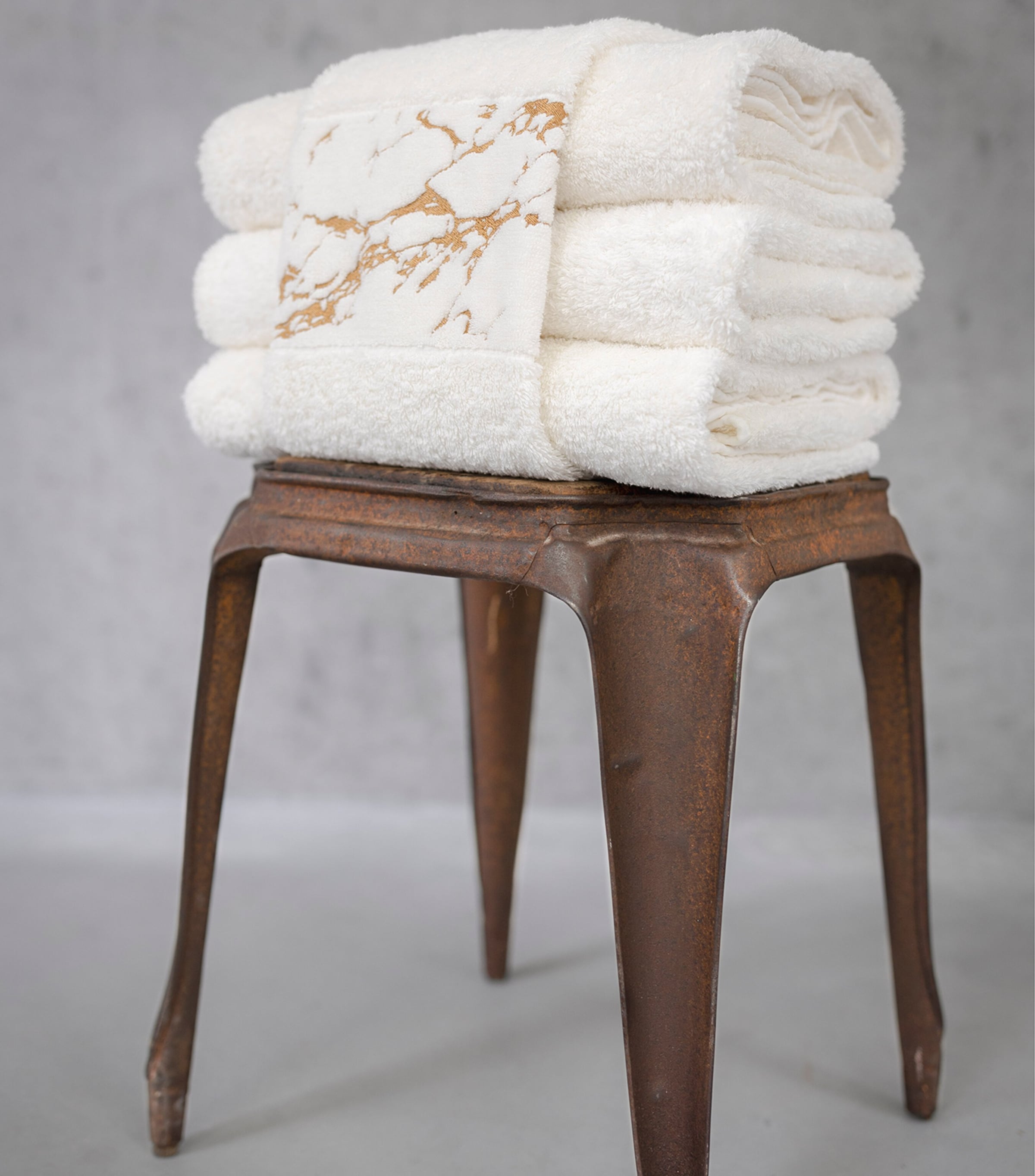 Egyptian Cotton Alpi Guest Towel (40cm x 75cm) 840 GOLD Image 5