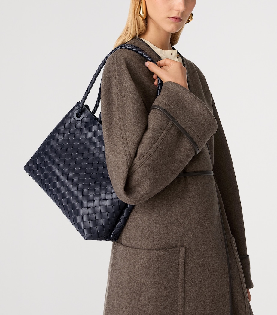 Medium Leather Andiamo Shoulder Bag 4181 Image 5